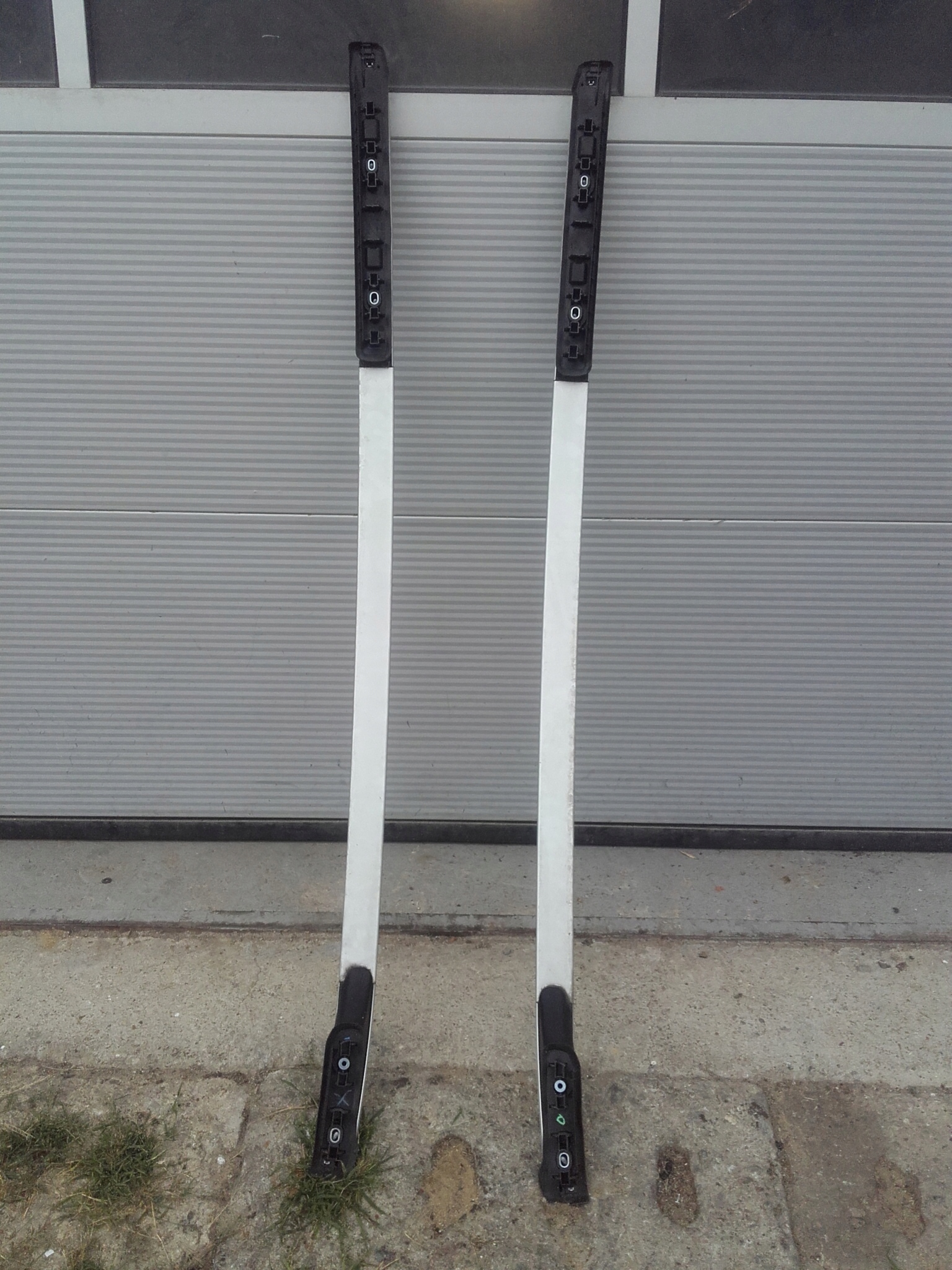 PEUGEOT 2008 RELINGI DACHOWE LEWY PRAWY Car type Passenger cars