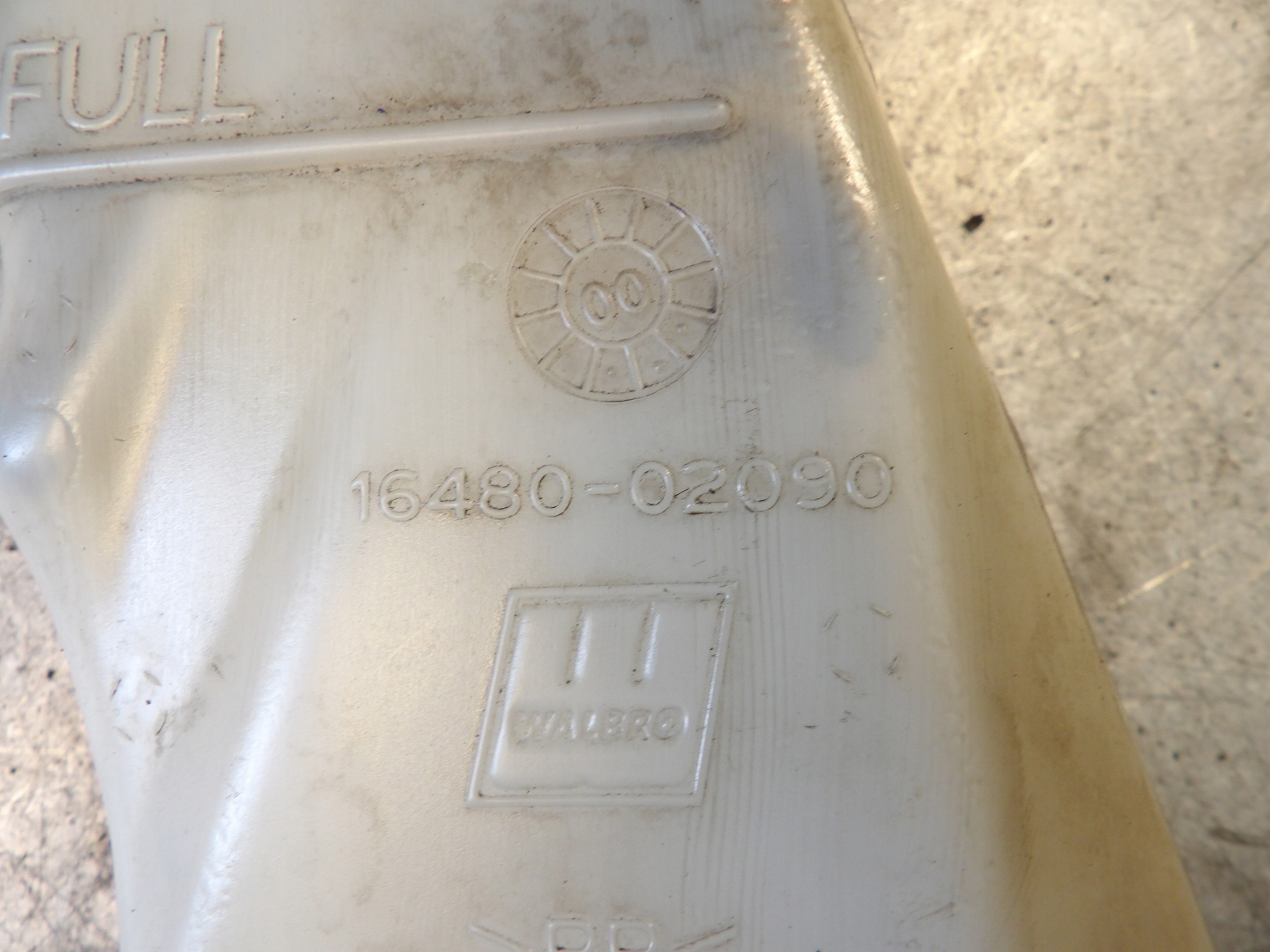 TOYOTA COROLLA VIII - Réservoir eau 16480-02090