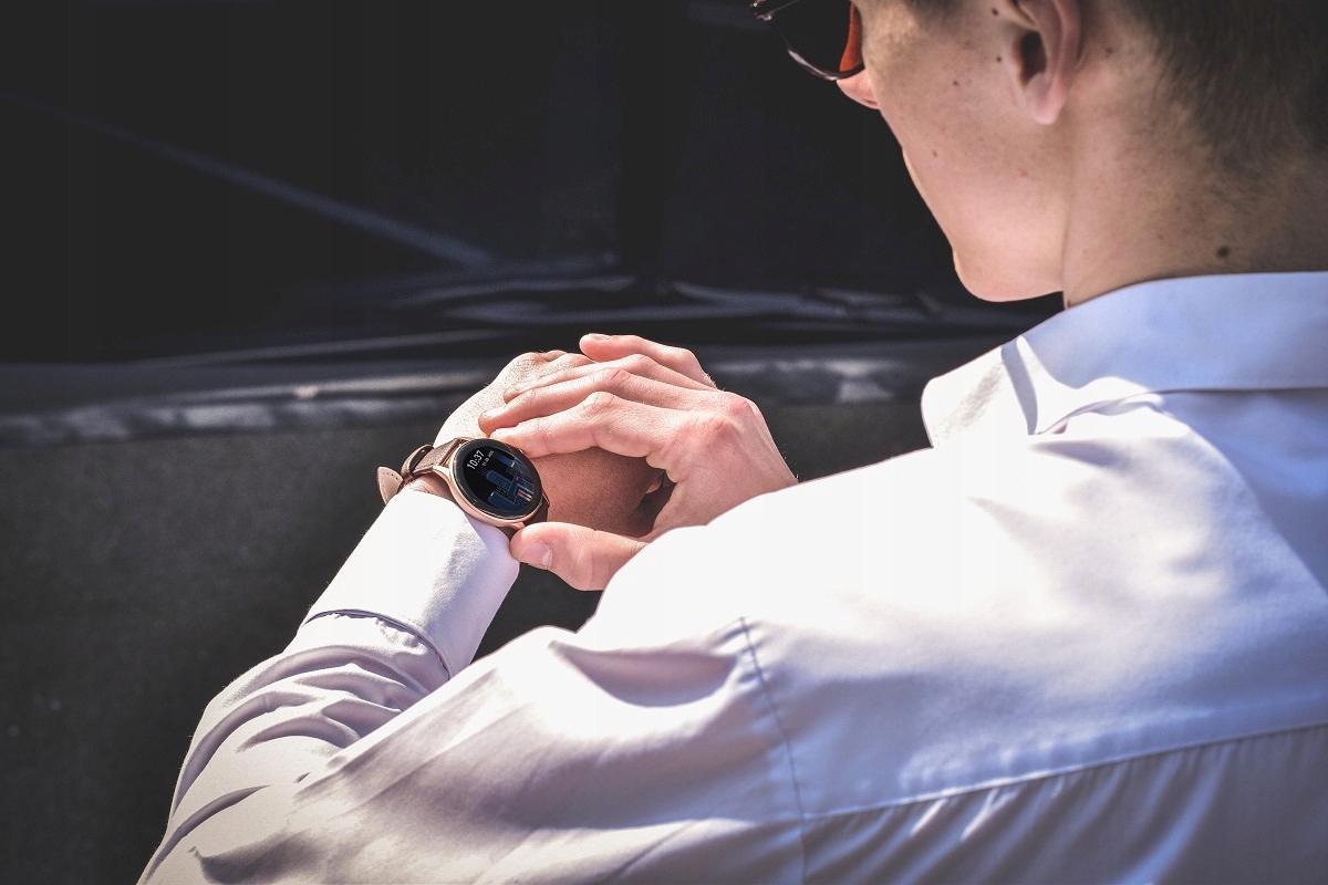 Elegancki Smartwatch Powiadomienia SMS AMOLED SMS Komunikacja Bluetooth