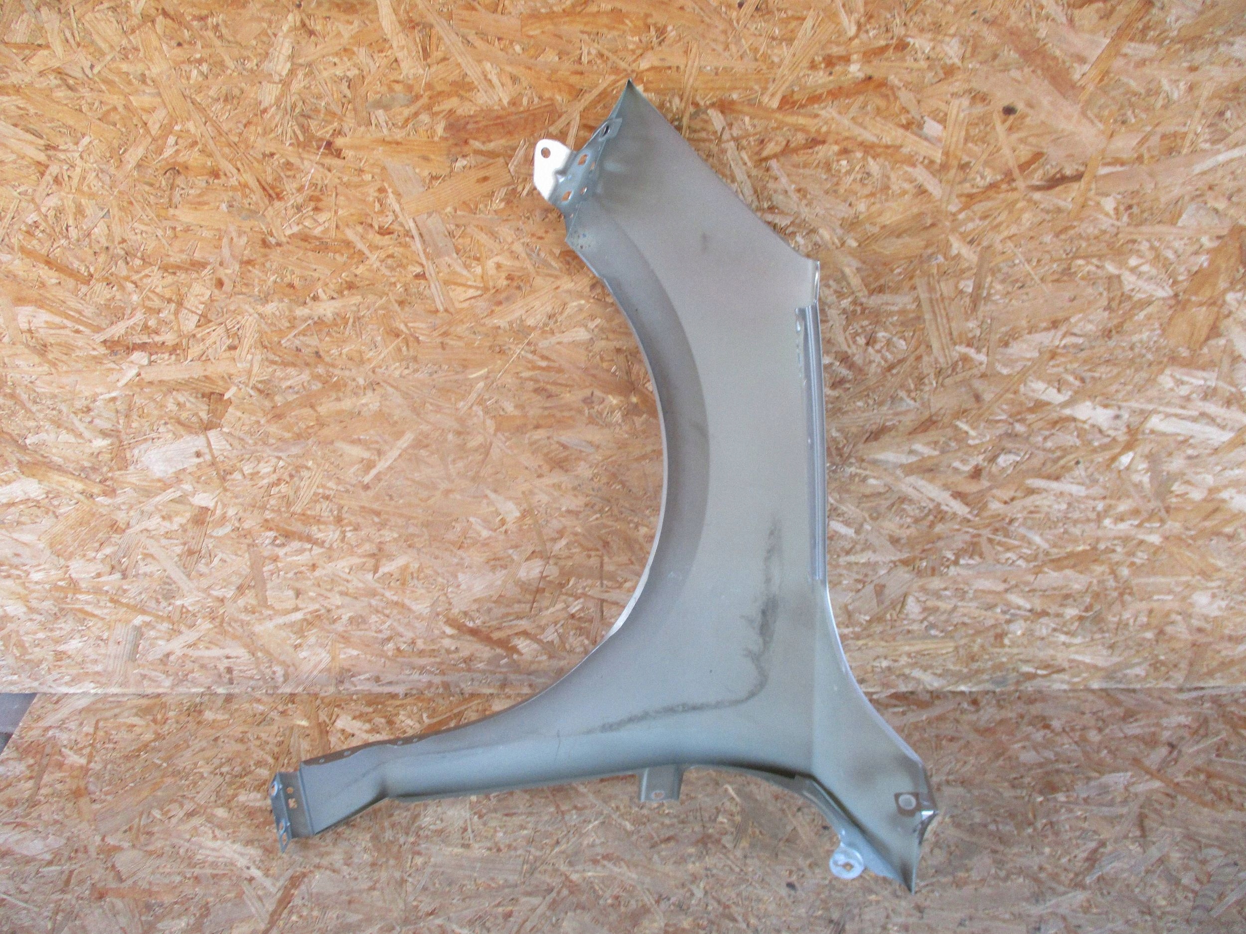 fender front front right FORD FOCUS MK4