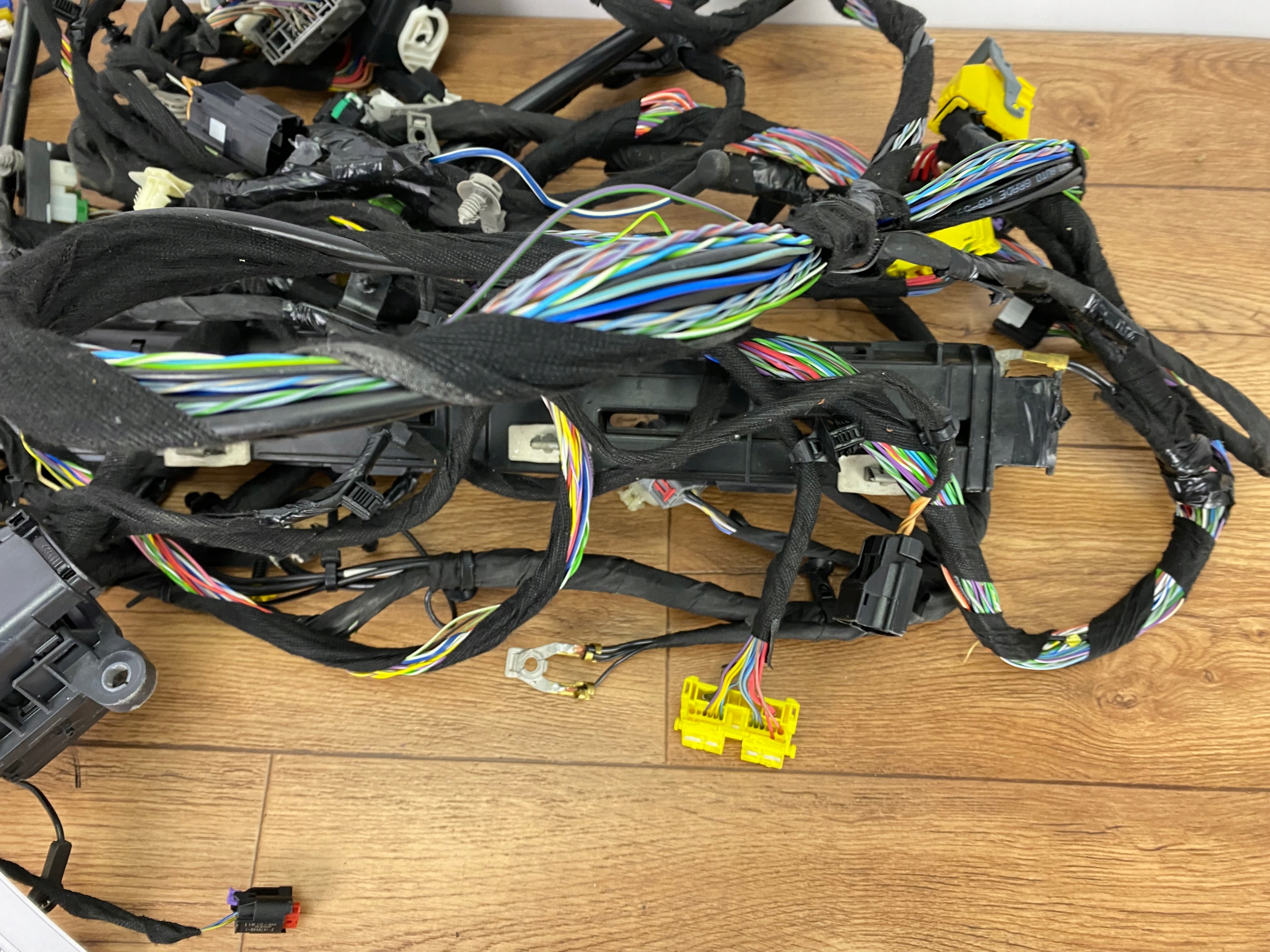 cablaggio przewodow cablaggio srodka interna cabina Ram 1500 2019+ USA
