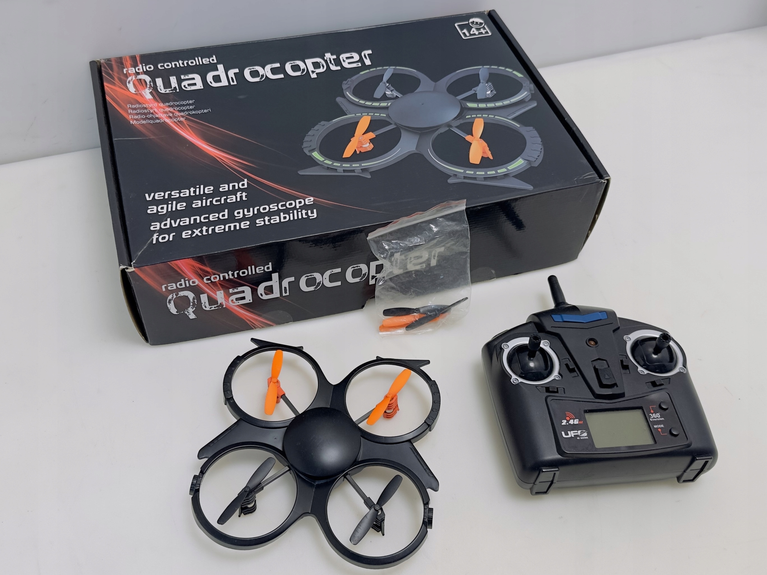 DRON Quadrocopter HK-TF2507A CZARNY (F)