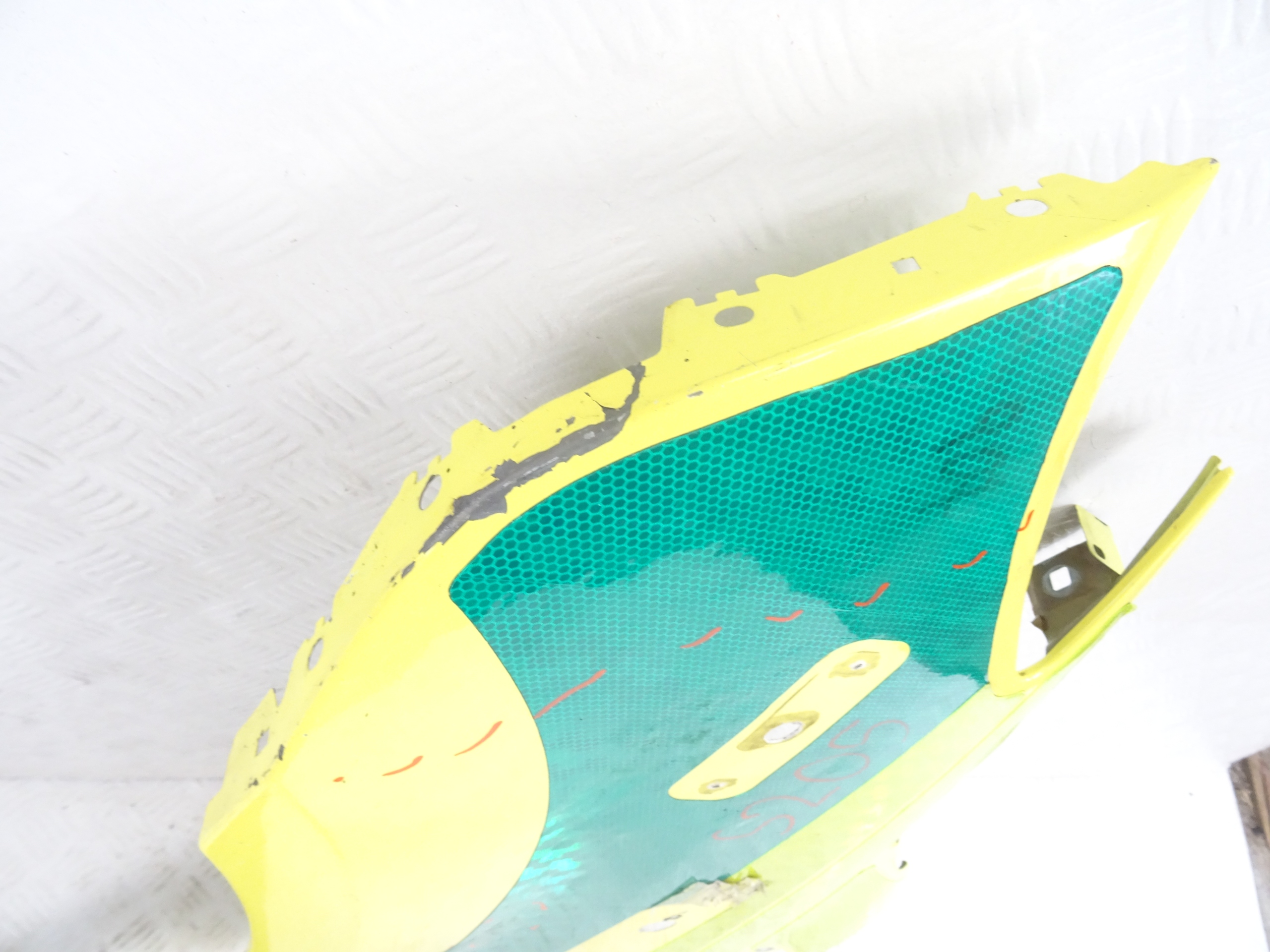 MERCEDES SPRINTER 907 left fender front front