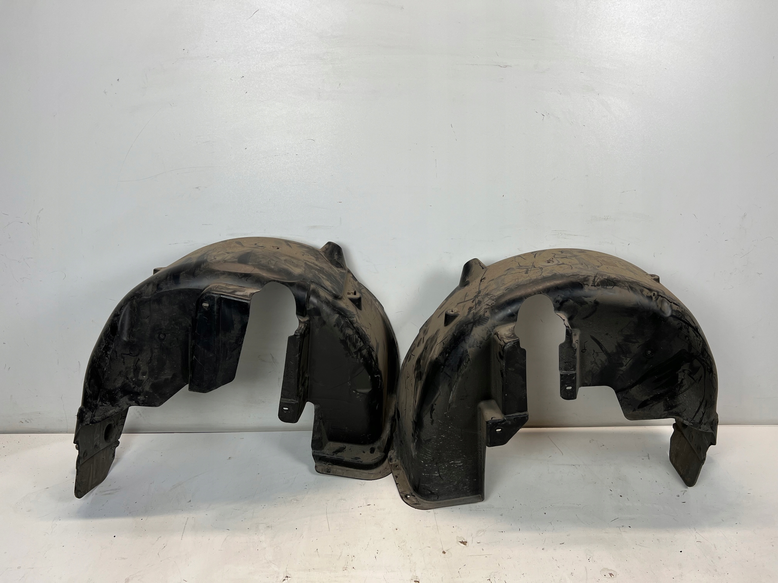 SKODA SCALA подкрылки правый левый Задний