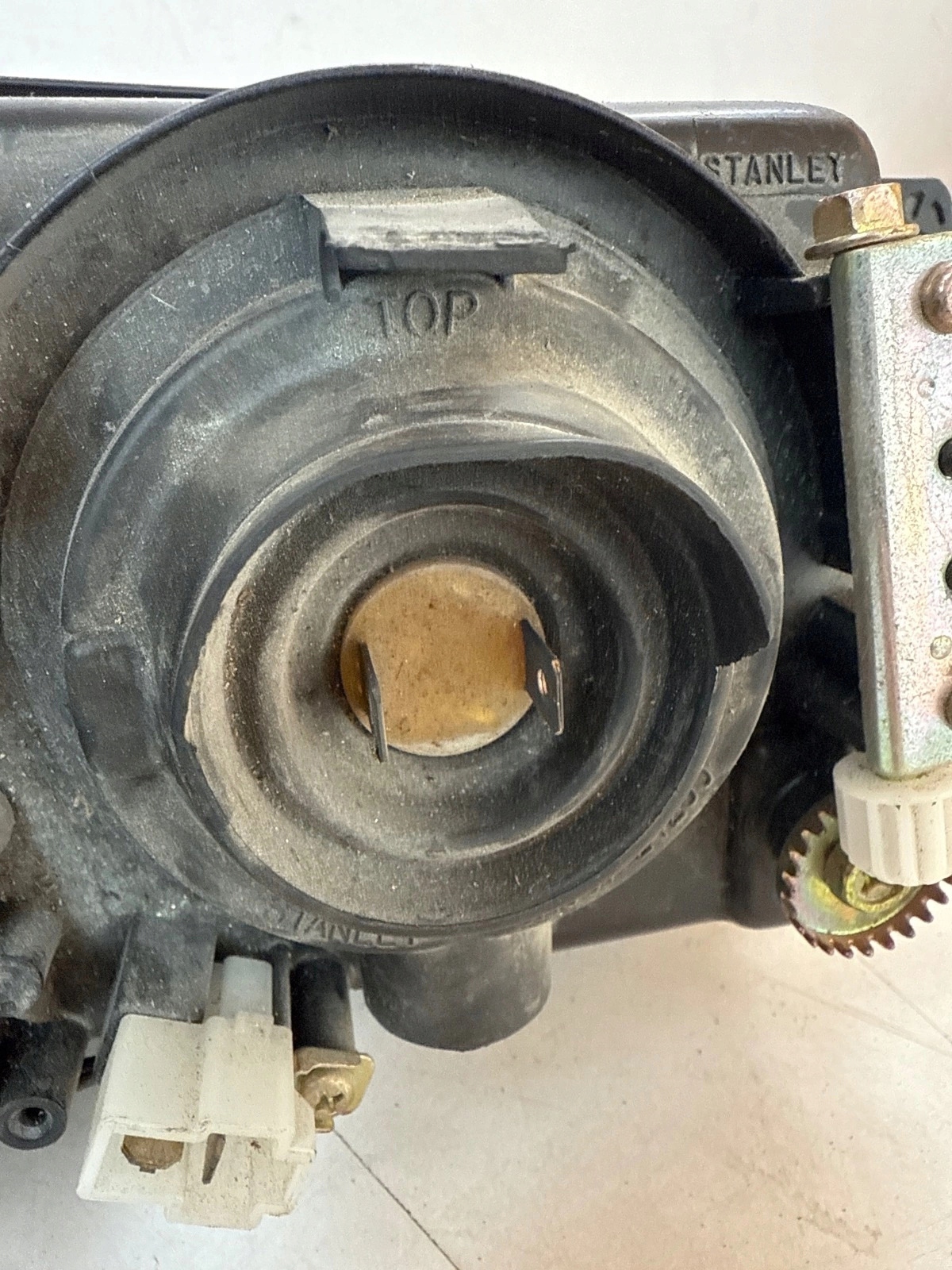 light front front left Mitsubishi Colt III EU