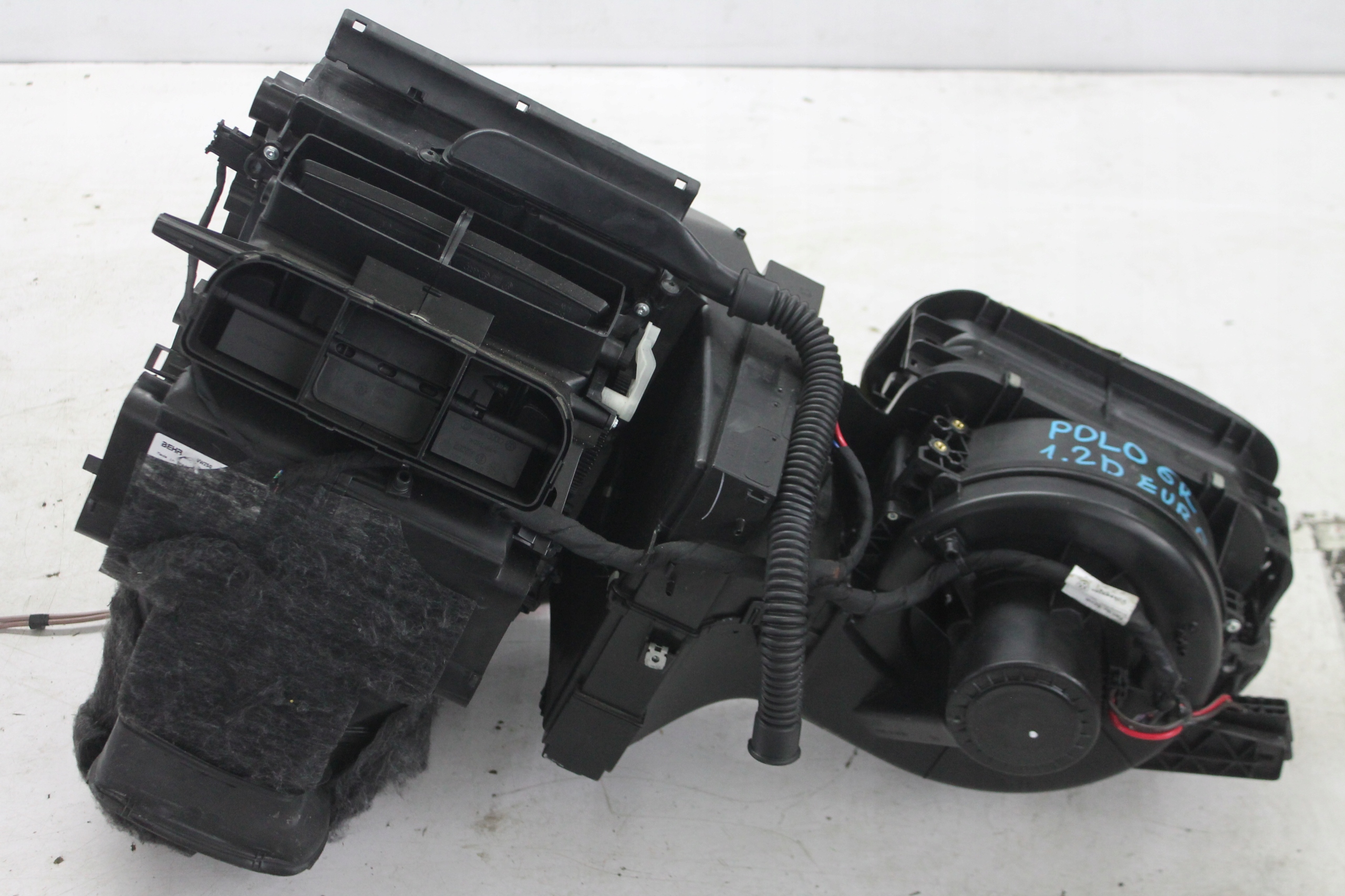 КОМПЛЕКТ НАГРЕВАТЕЛЯ 6R1820003FR POLO 6R 09-17 EU