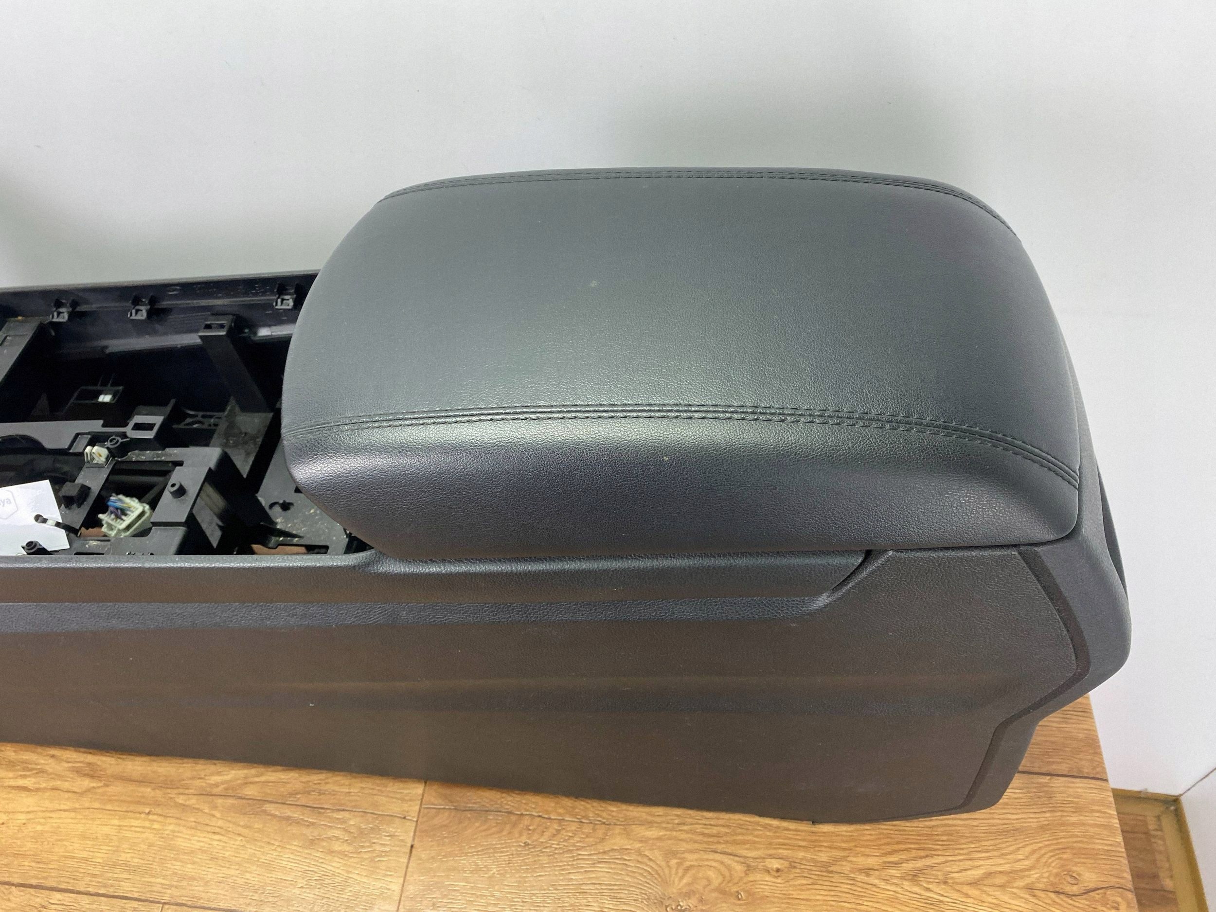 console central tunel central Ford Edge II 2019+