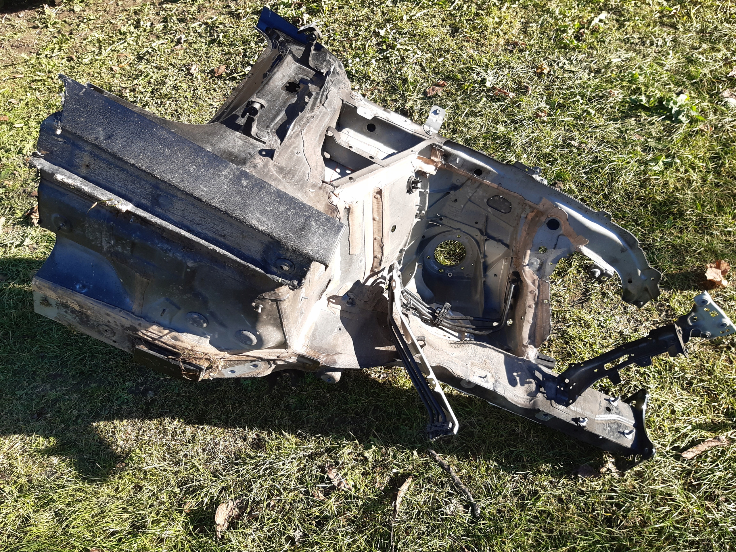 quarter front right Audi A4 B9 2015r