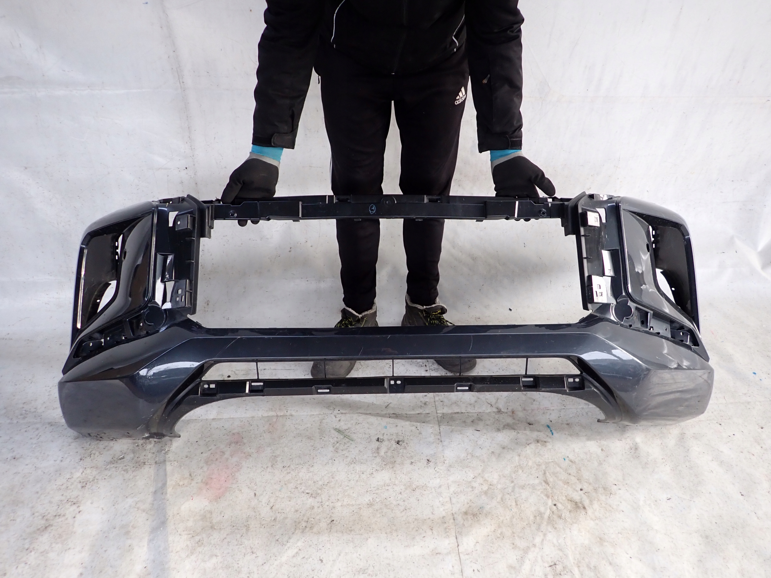 MITSUBISHI L200 V 5 LIFT 19- bumper front SPR PDC