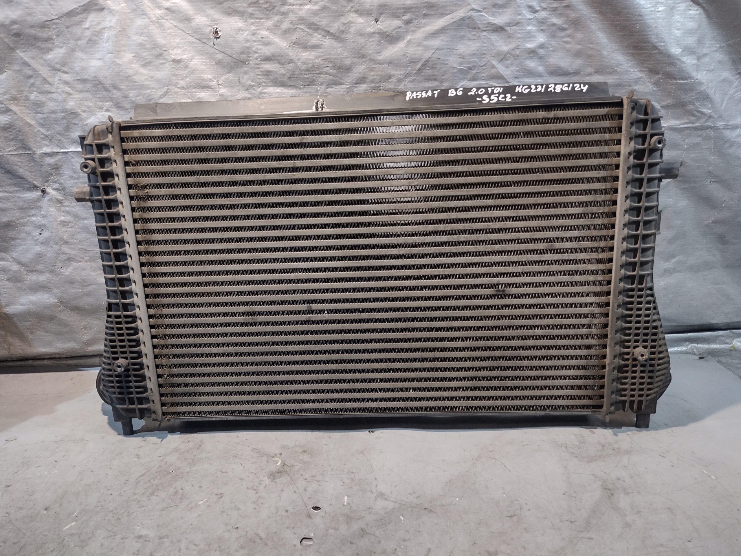 Intercooler Volkswagen Passat B6 2,0TDI 3C0145805G