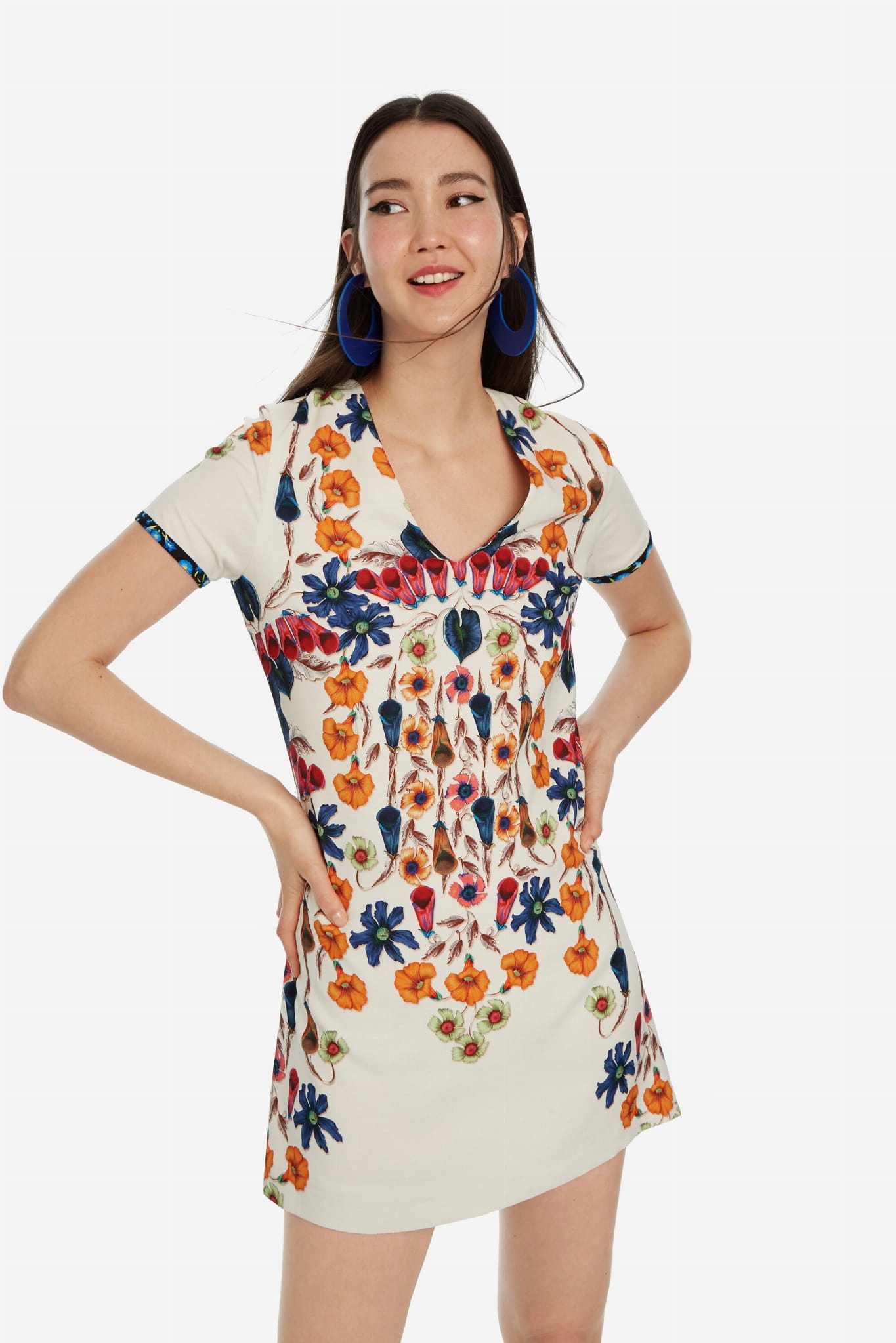 Šaty S Květinami Boho Casual Mini Desigual L 40