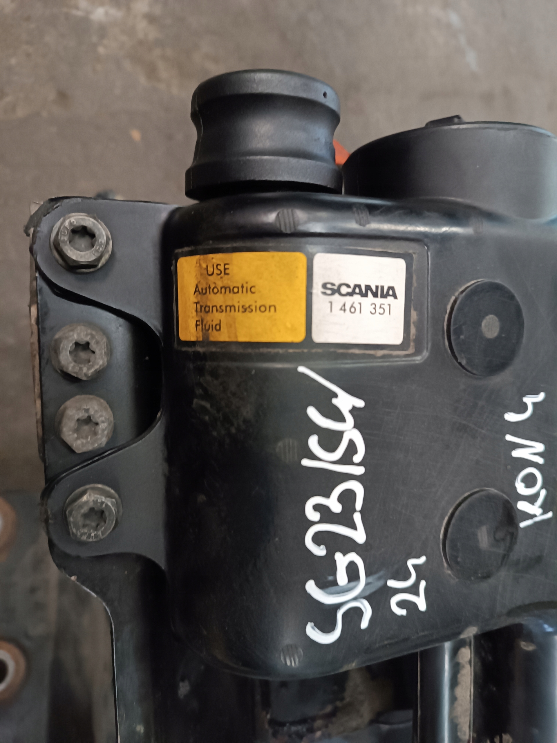 Boîter direction + Réservoir SCANIA 98359E4 01096