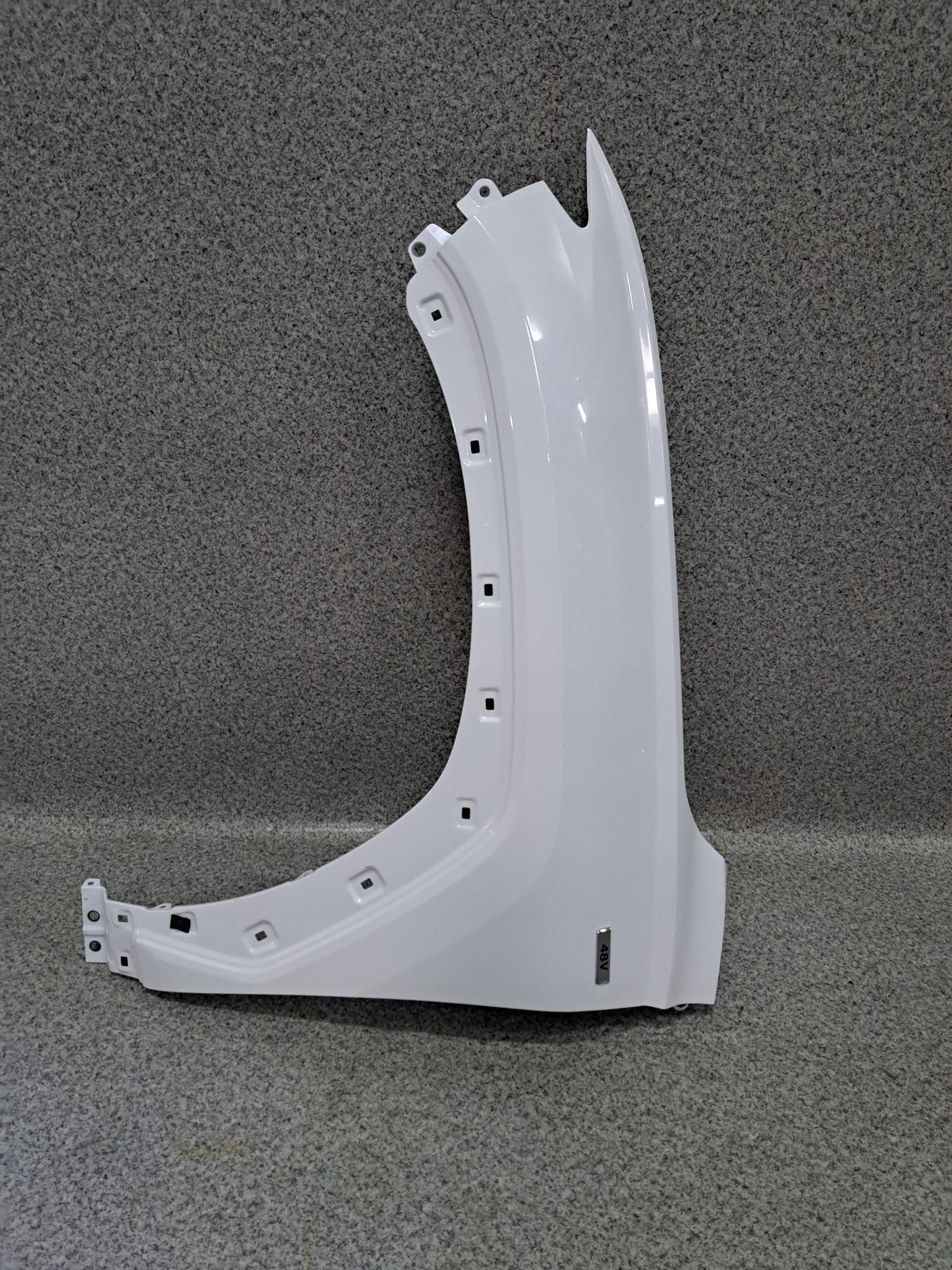 HYUNDAI TUCSON IV 4 20R- BŁOTNIK LEWY PRZEDNI LEWY PRZÓD ŁADNY