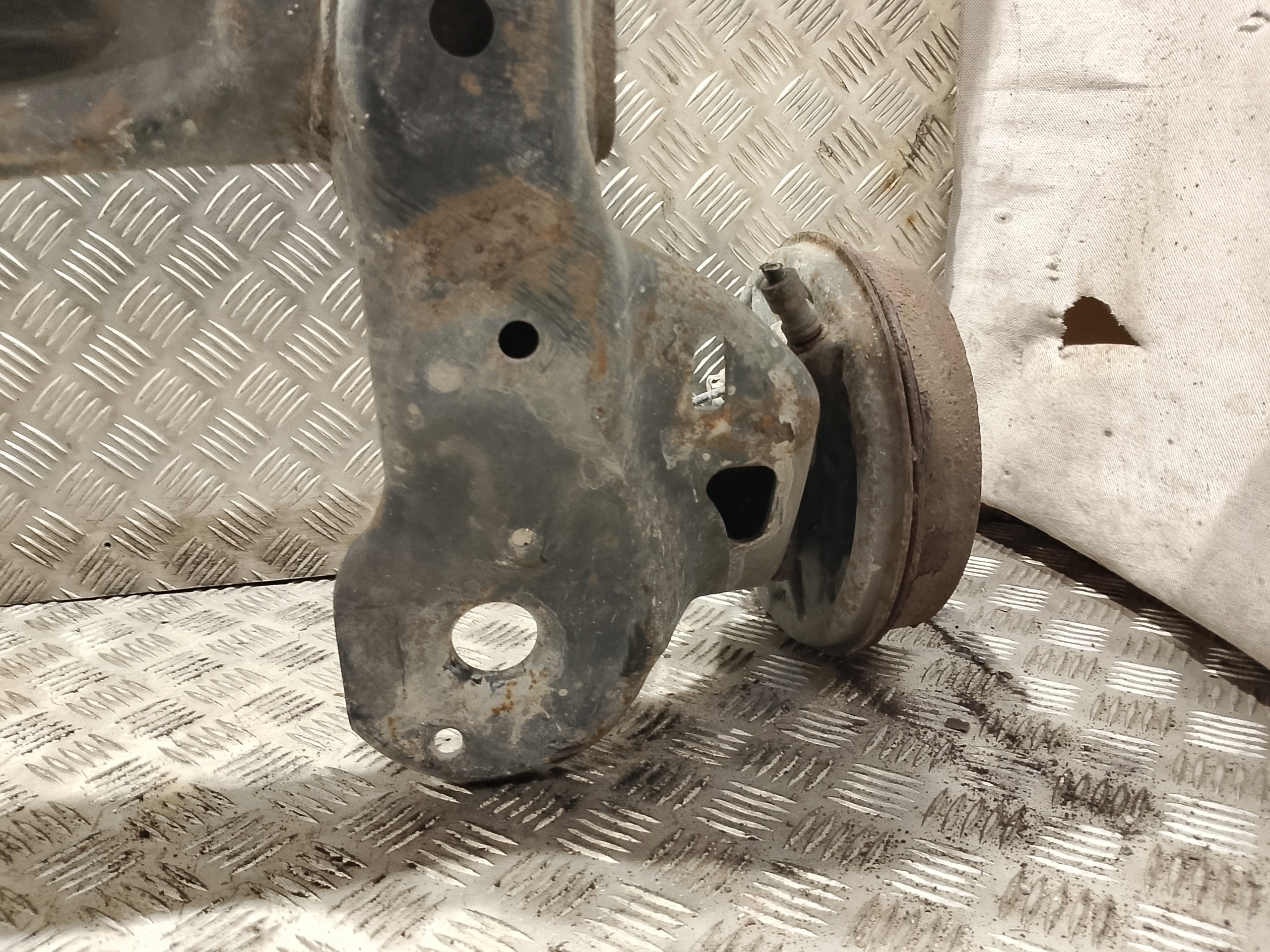 suspension beam rear axis rear CITROEN C3 and 1.1 B BEBEN BEBNY
