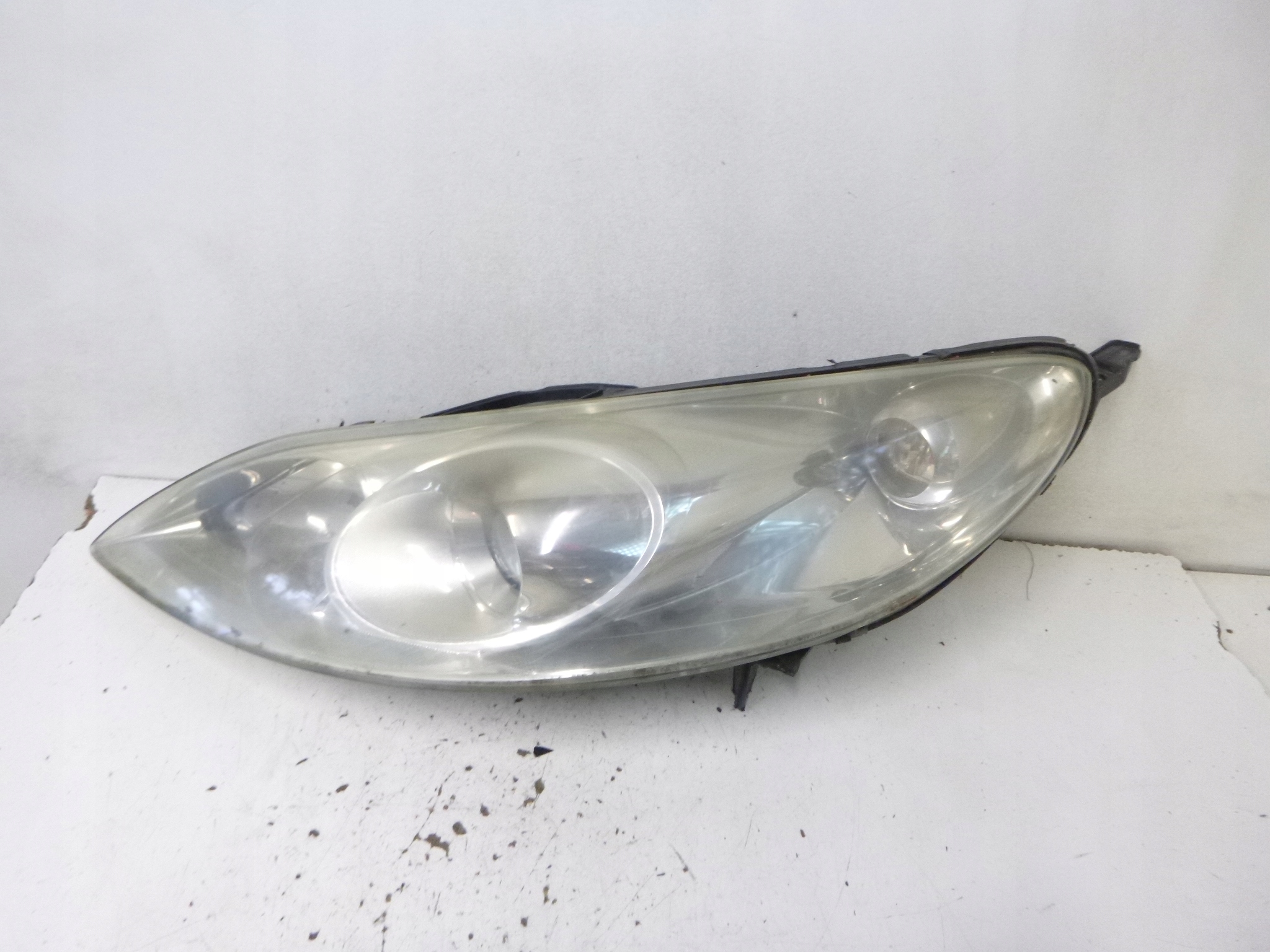 light front left Peugeot 407 2006r. 0301213201