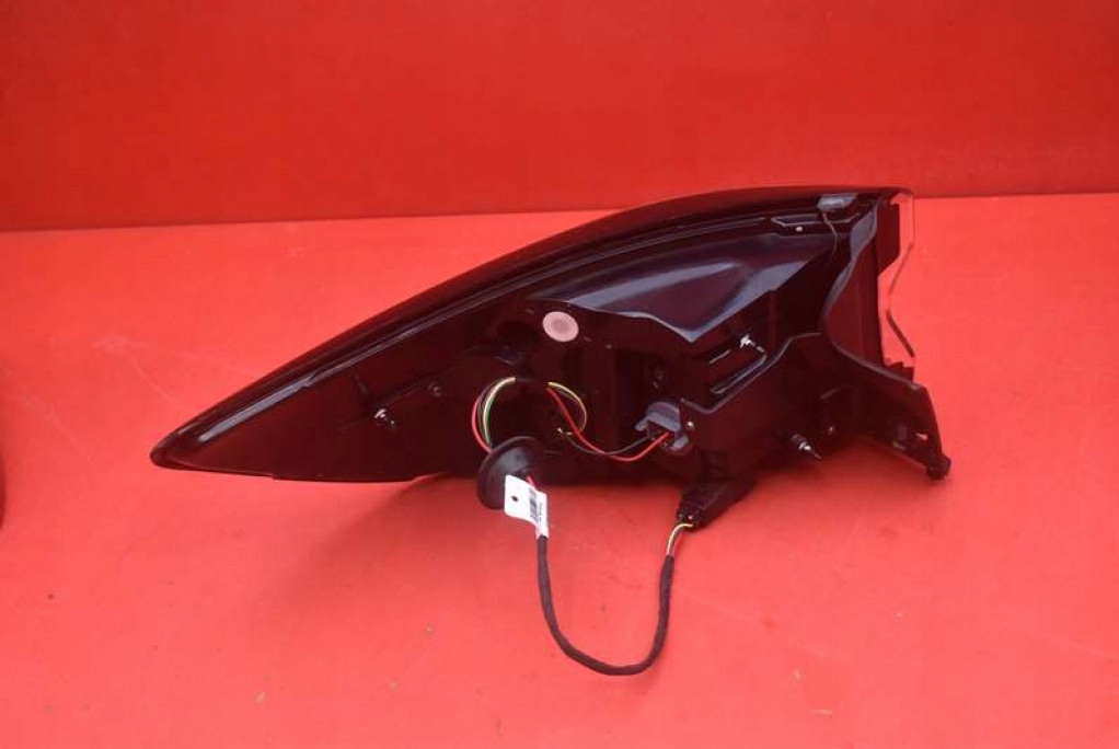 light right rear part rear LV4B-13404-BE FORD KUGA MK3 19-21