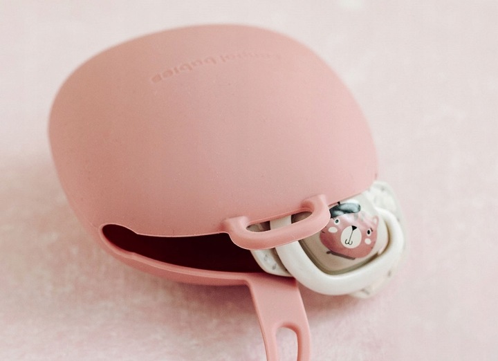 CANPOL SILIKONOWE ETUI POJEMNIK NA SMOCZEK PINK Kolor różowy