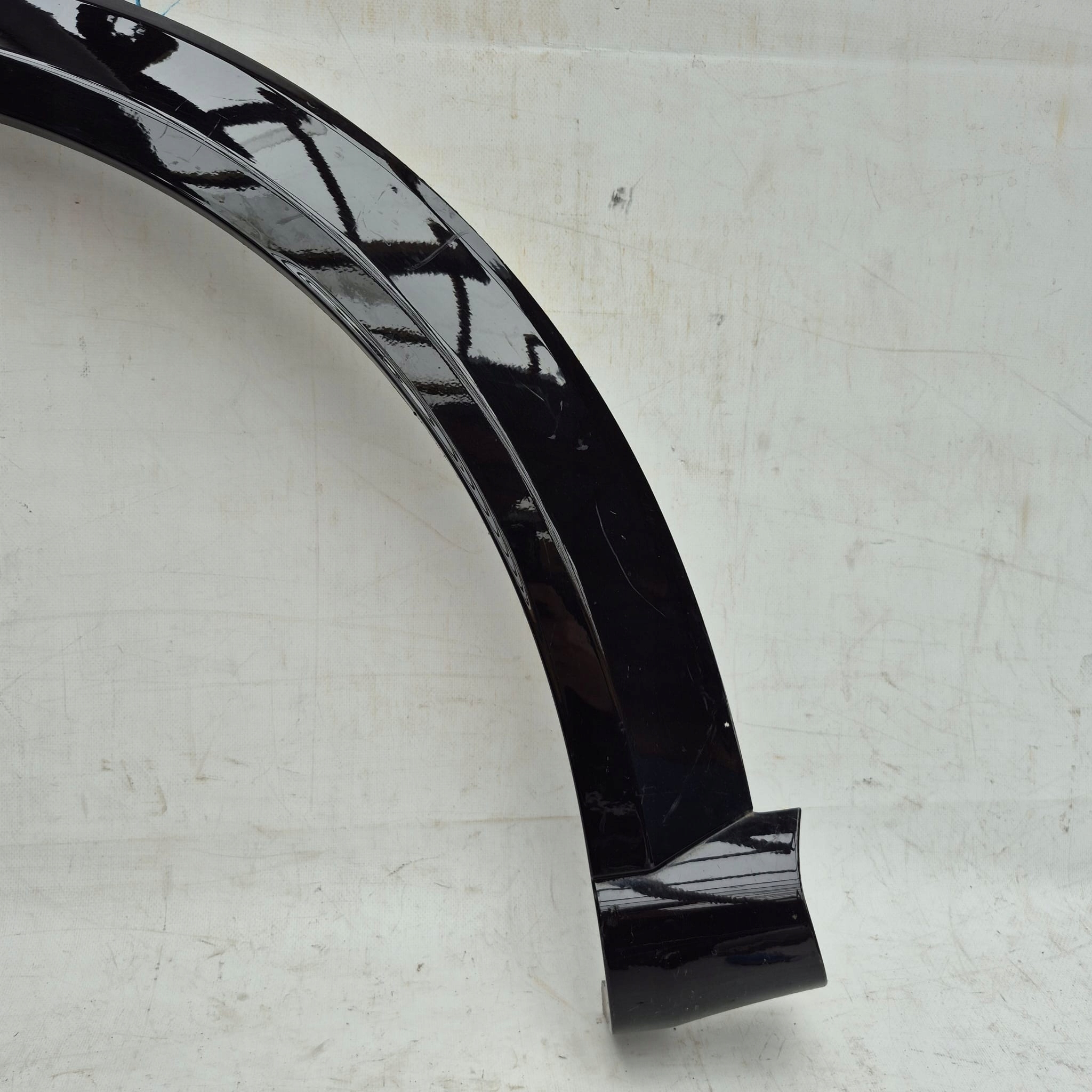 FORD PUMA II MK2 19- moulding for fender left front front L1TB-S16D239-B