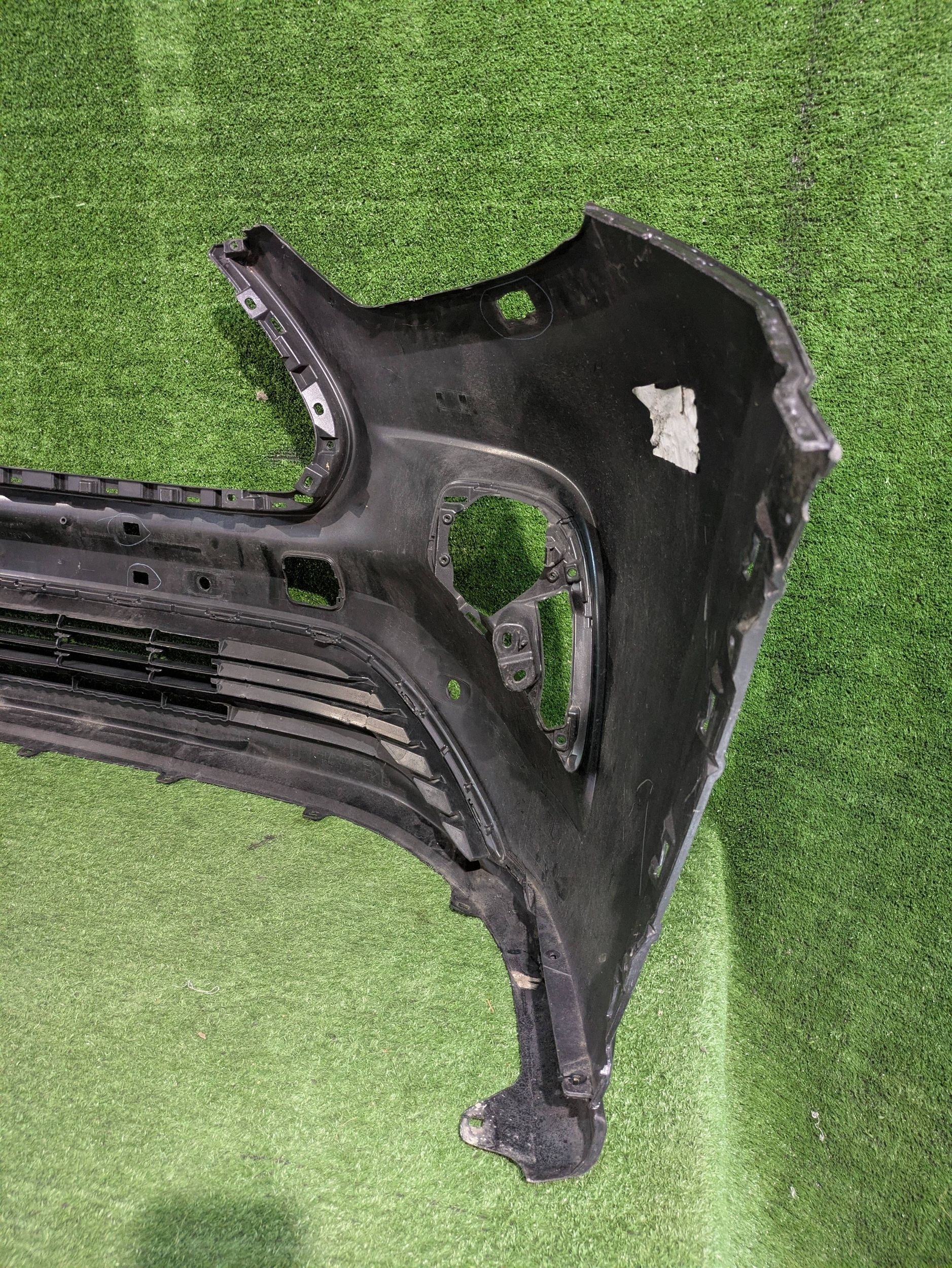 front bumper front TOYOTA HIGHLANDER IV- NR.Z9826