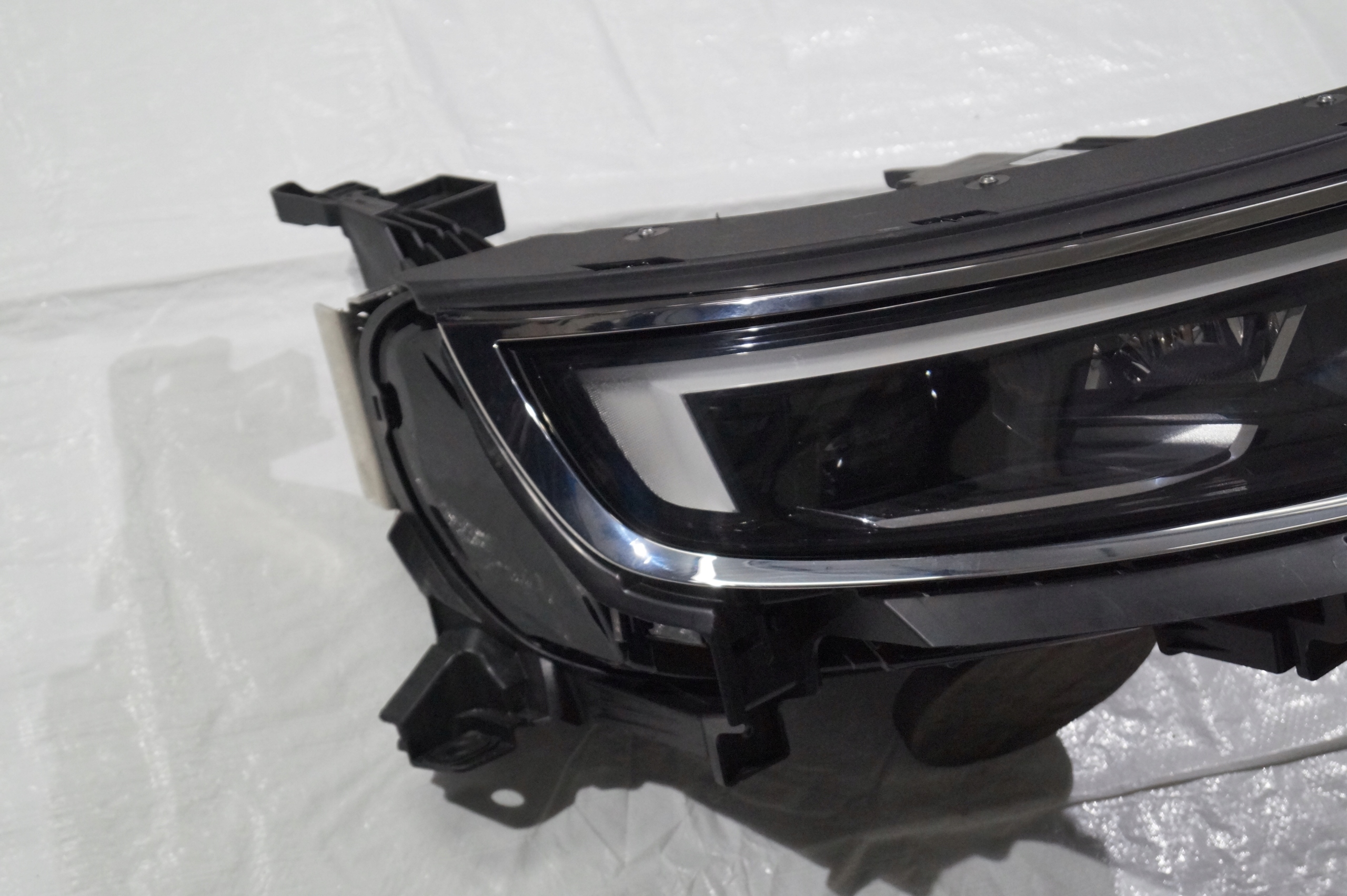 light front right OPEL MOKKA B INTELLI LUX LED 9834016680 368158932