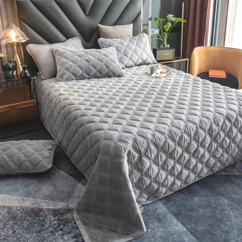 Přehoz na postel velurový 220x240 Exkluzivní Velká měkká deka Světle šedá