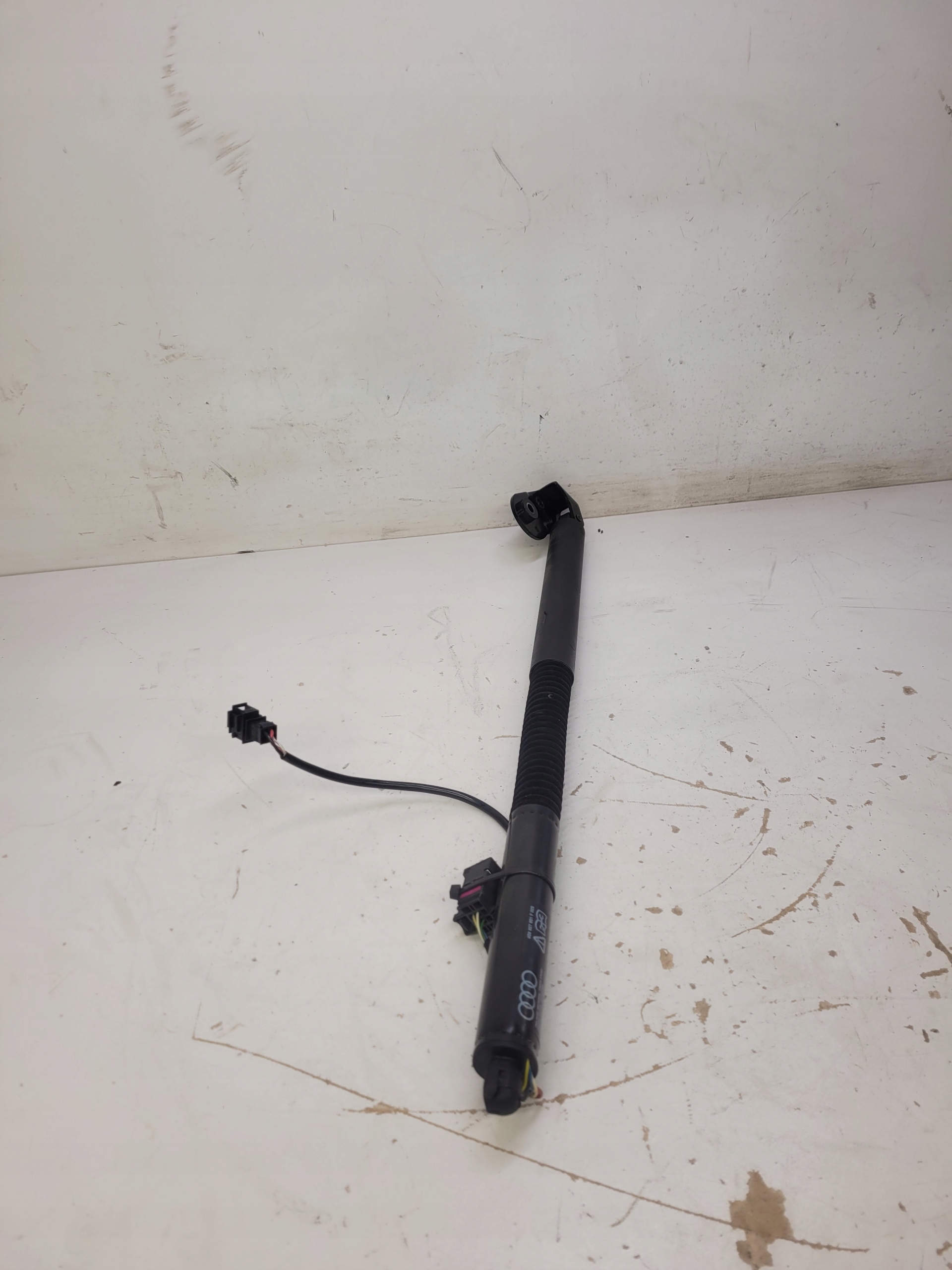 damper telescope bonnet rear part AUDI A7 4G8827851F