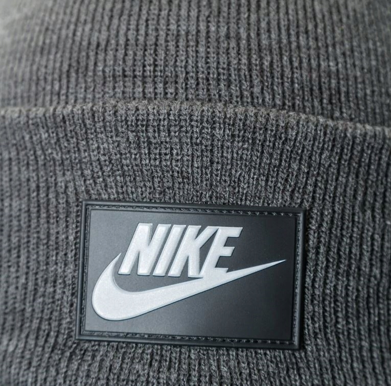 Czapka zimowa NIKE BEANIE DO8145 071 SZARA Marka Nike