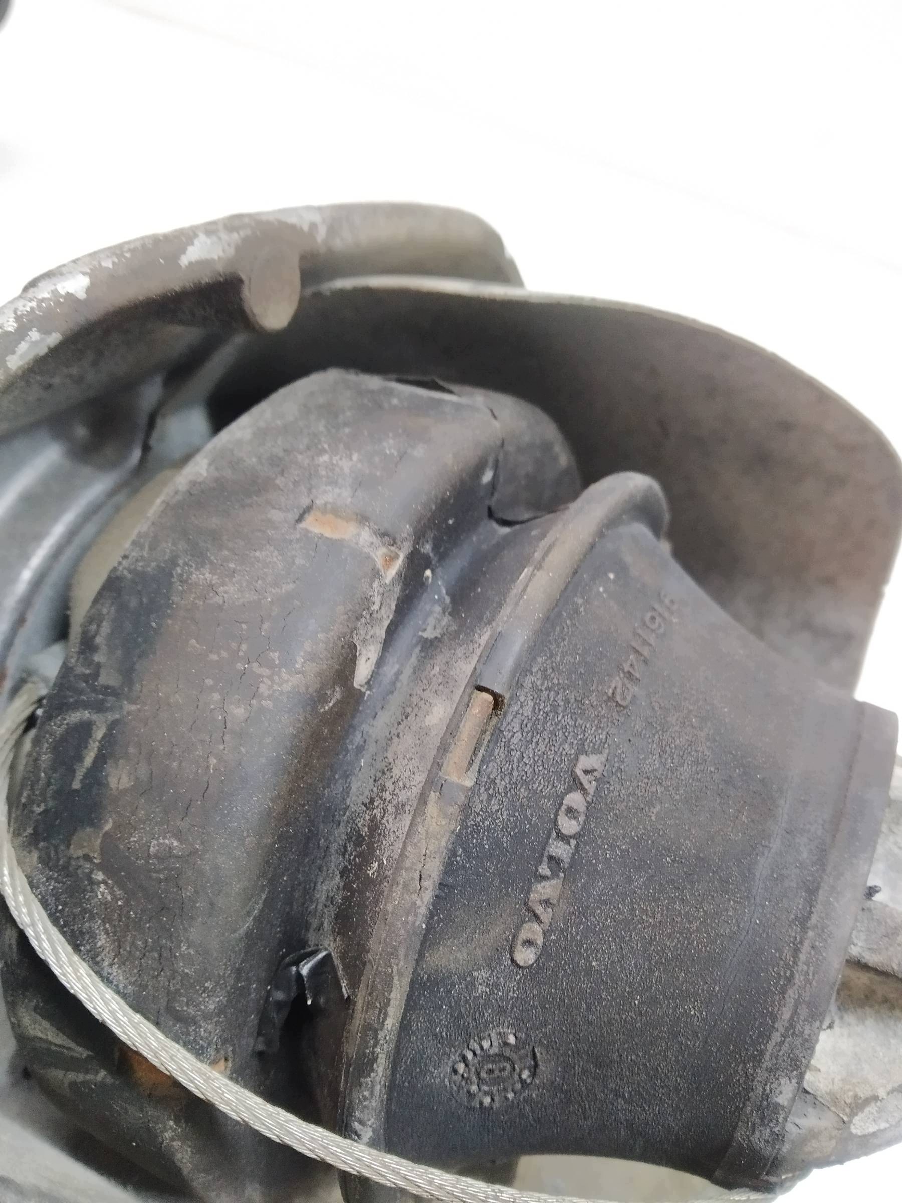 support fixation montage moteur 9161143 Volvo S80 et (1998-2006)