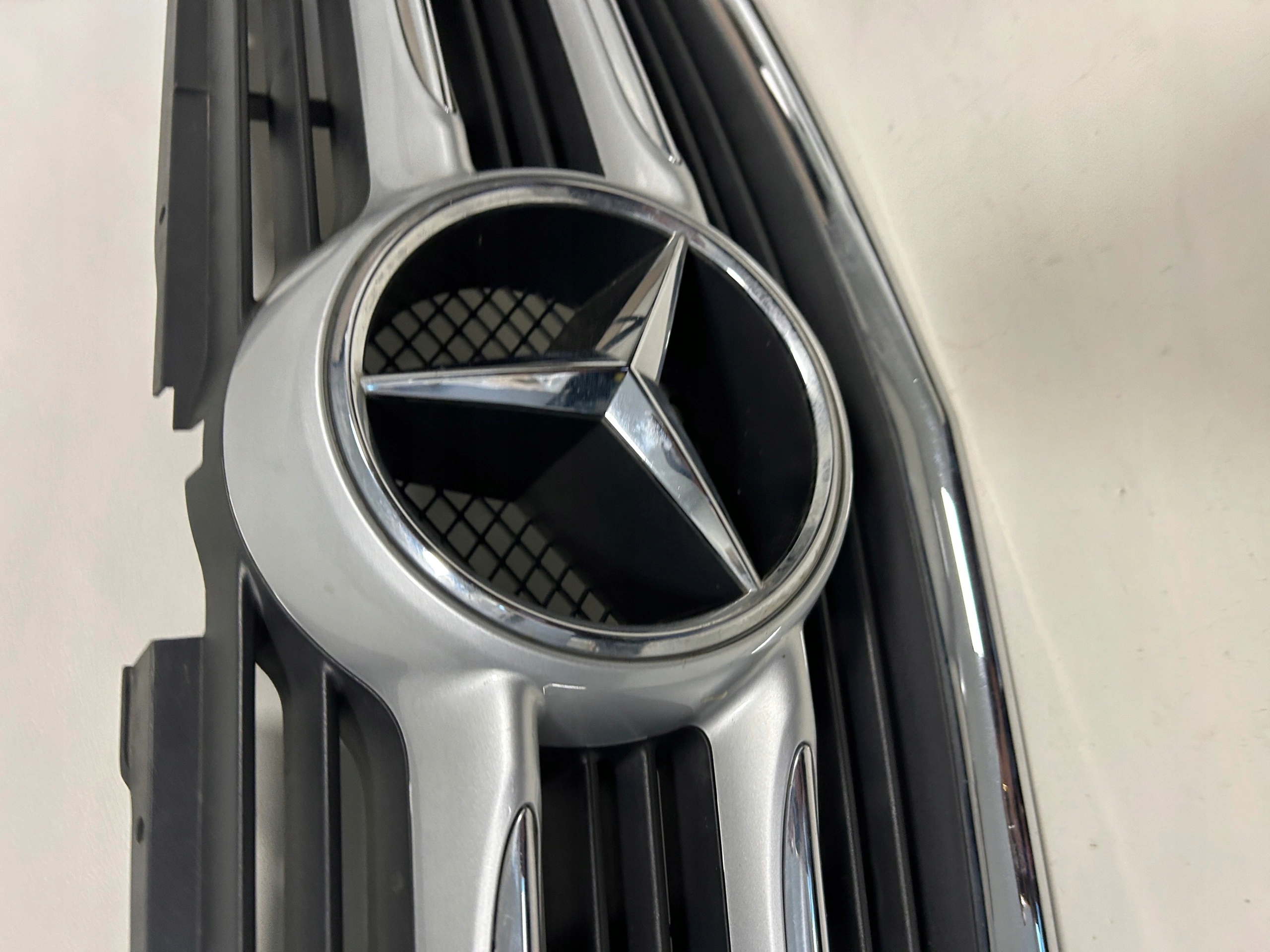 MERCEDES V KLASA GRILLE CHROM A4478800183