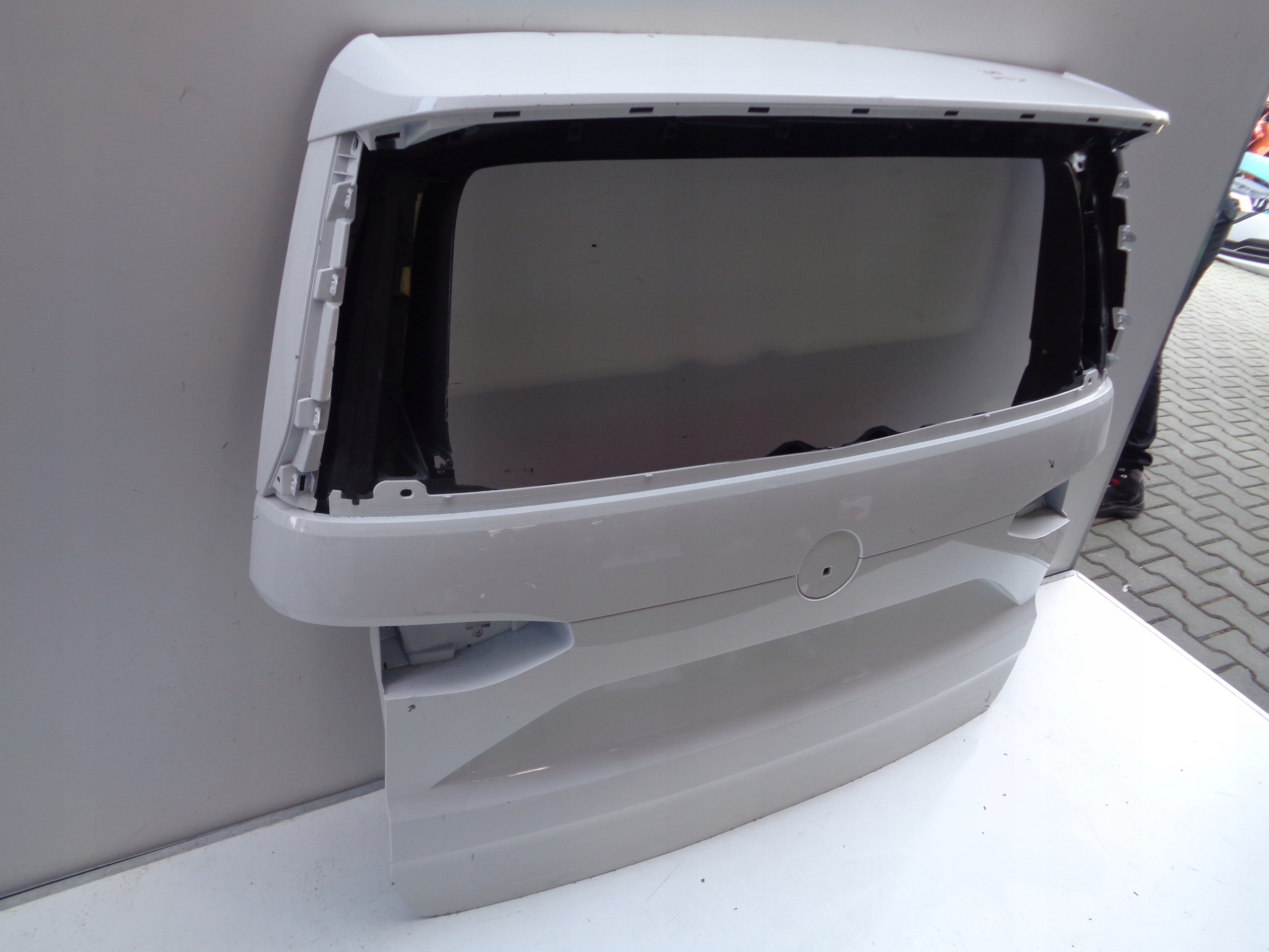 Heckklappe VW T7 21- NR 29190