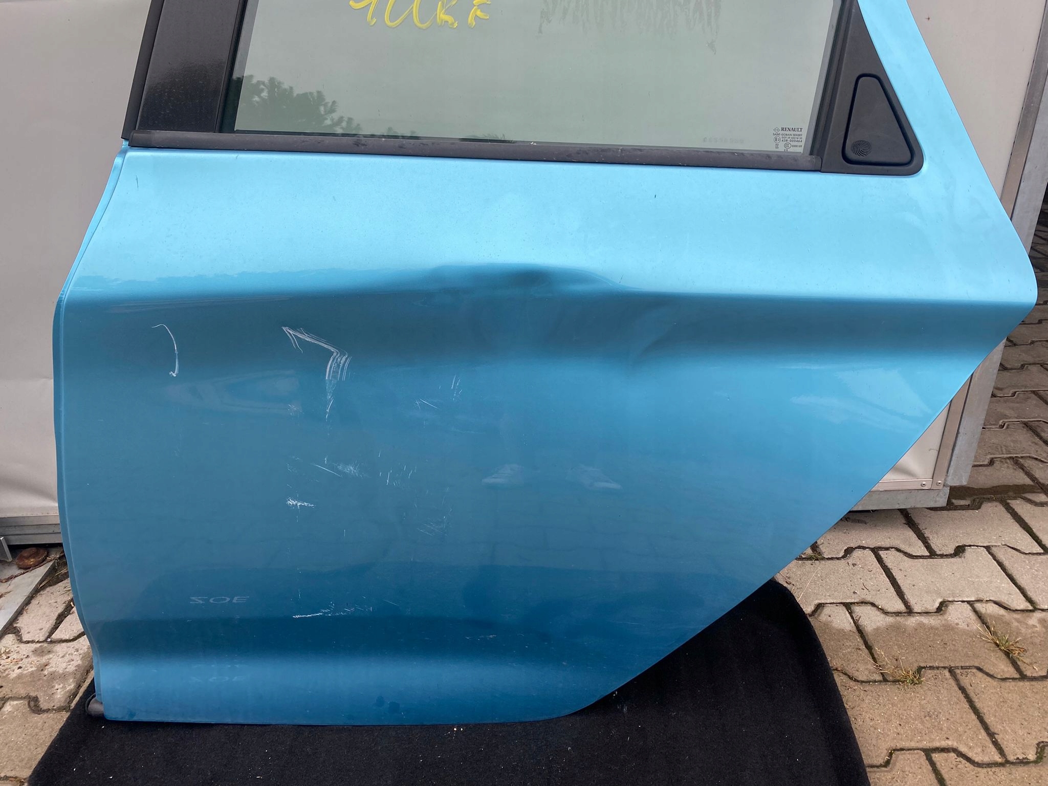RENAULT ZOE II DOOR REAR. LEFT REAR PART LEFT TERQT