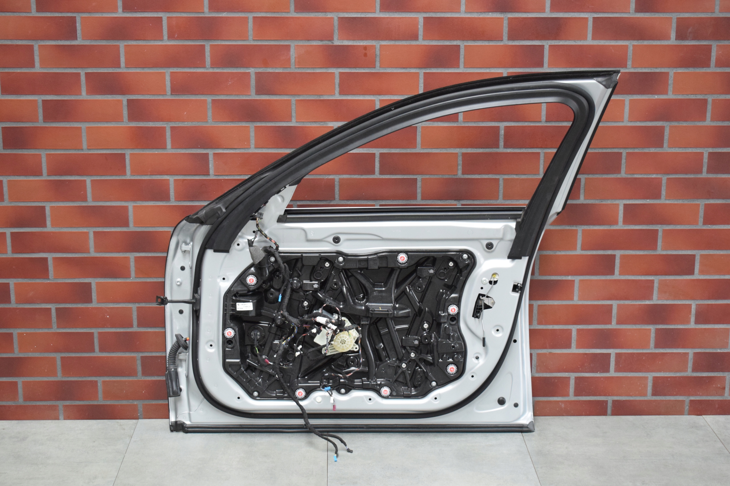 door right front front BMW 7 G11 G12 colour A83