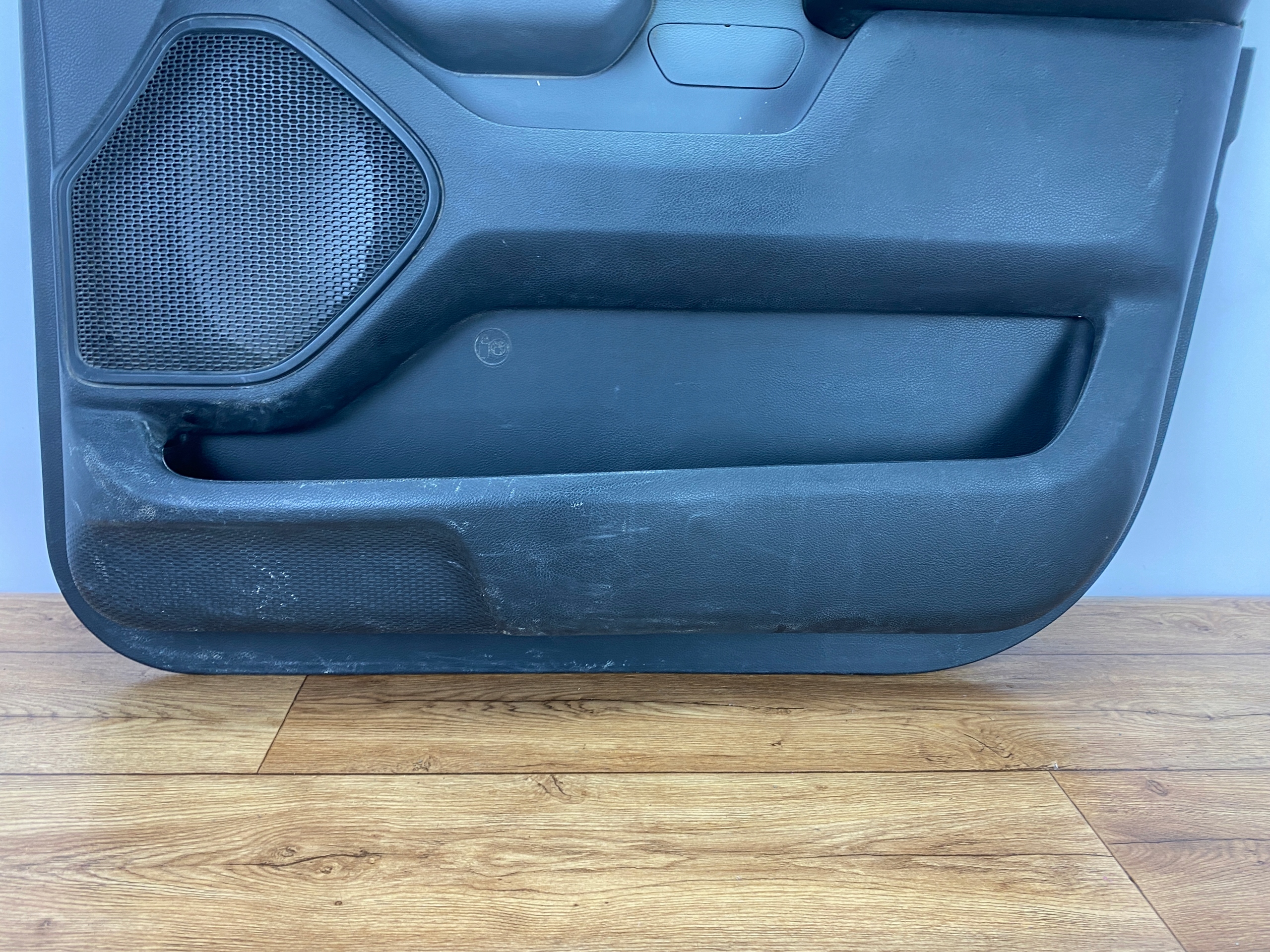 side door right front Ram 1500 2019+ USA