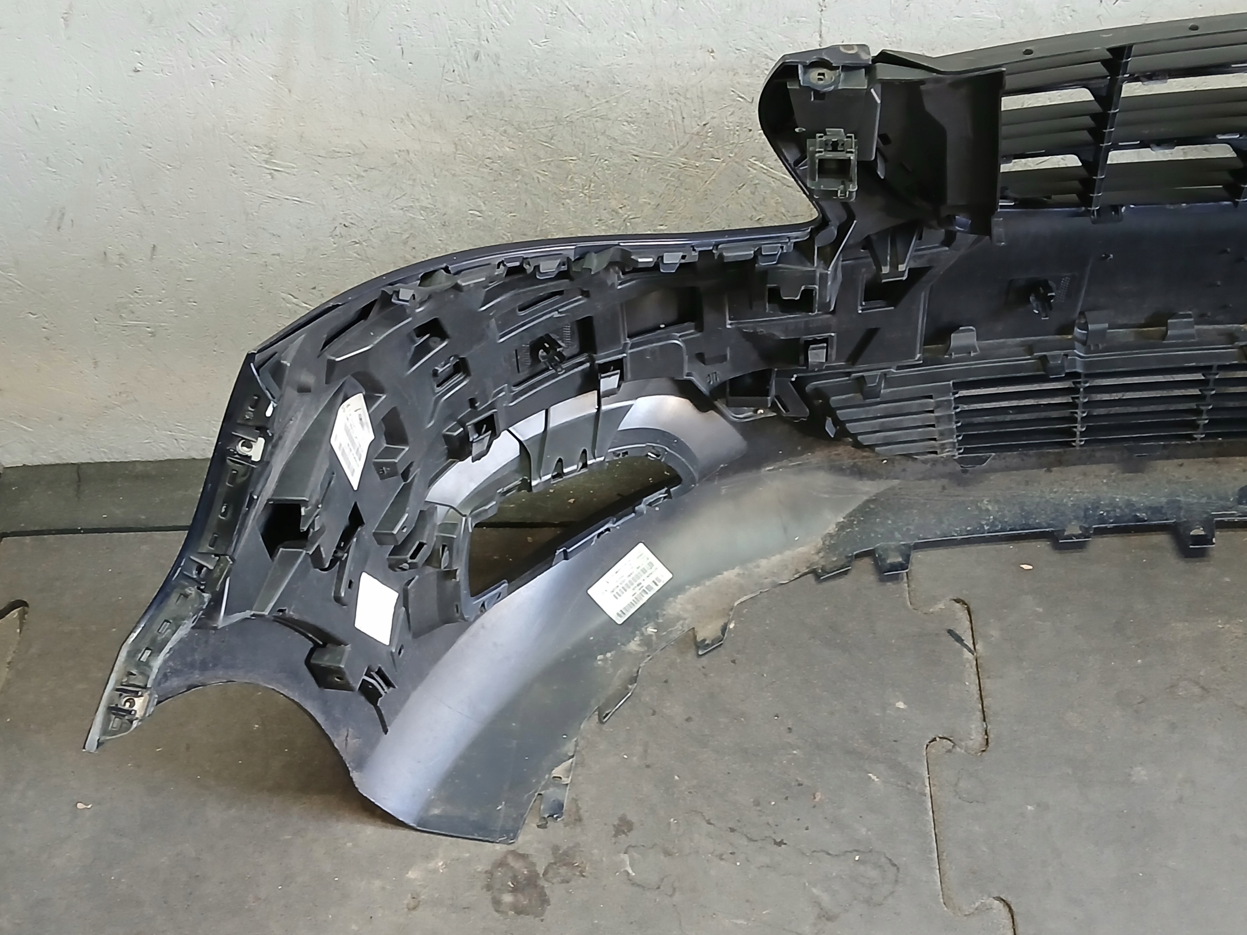 bumper front MERCEDES V KLASA W447