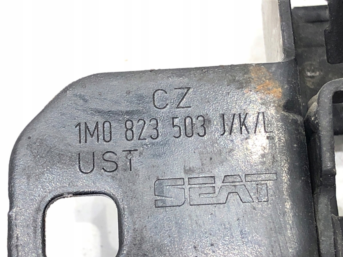 ZAMEK MASKI PRZÓD SEAT LEON I Hatchback 1M0823503J 99-06 Producent części OEM