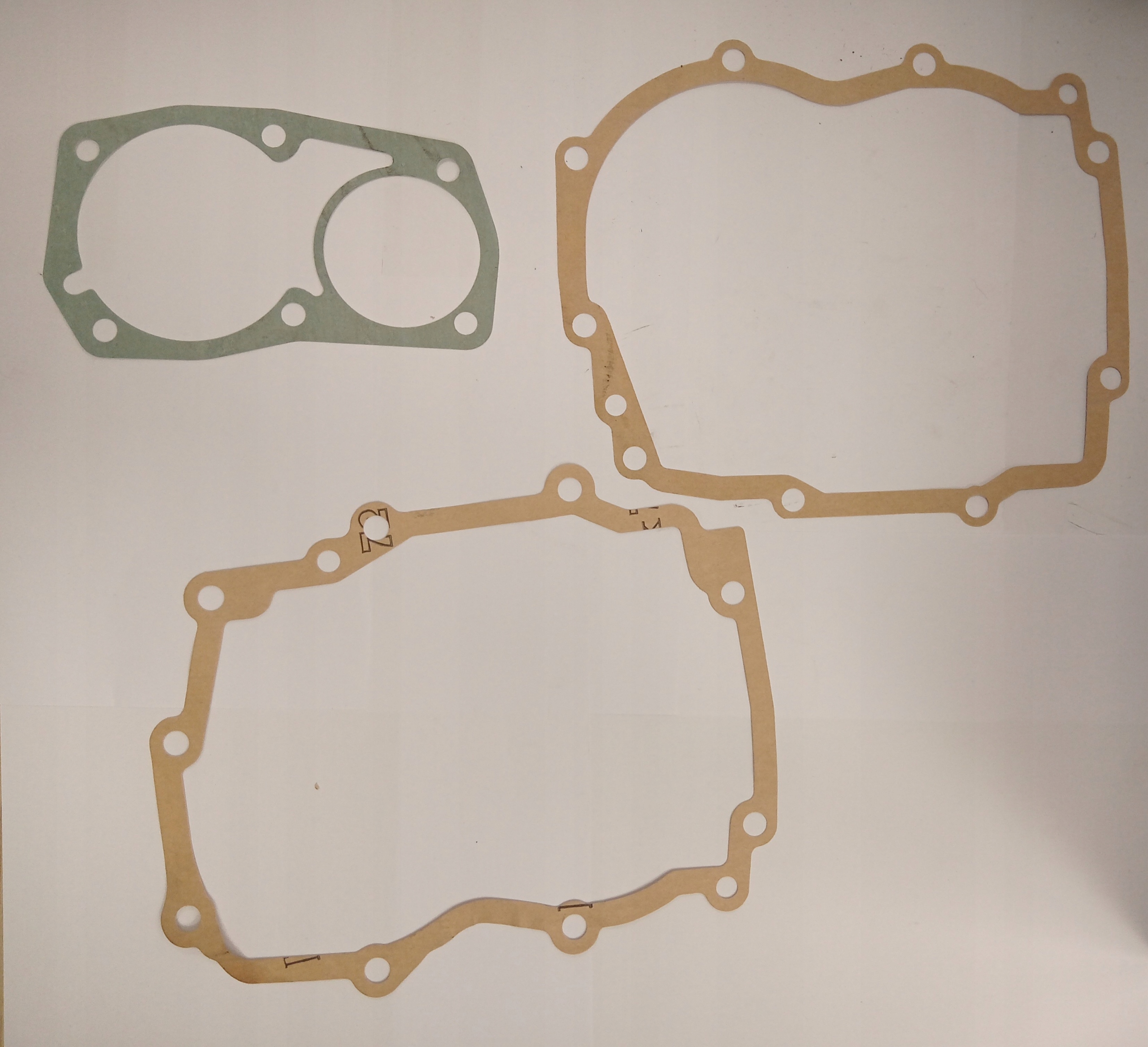 ZESTAW USZCZELNIEŃ SKRZYNI BIEGÓW