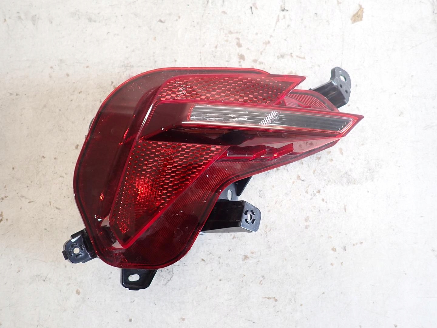 light rear part left HYUNDAI TUCSON IV 2020- 92405-N7400