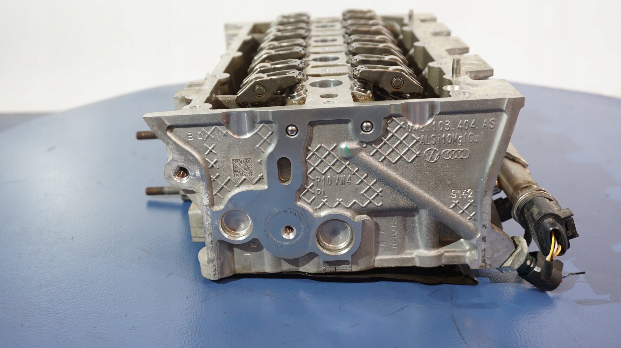 VW GOLF VII 1.4TSI GŁOWICA SILNIKA 04E103404AE Typ samochodu Samochody osobowe Samochody dostawcze