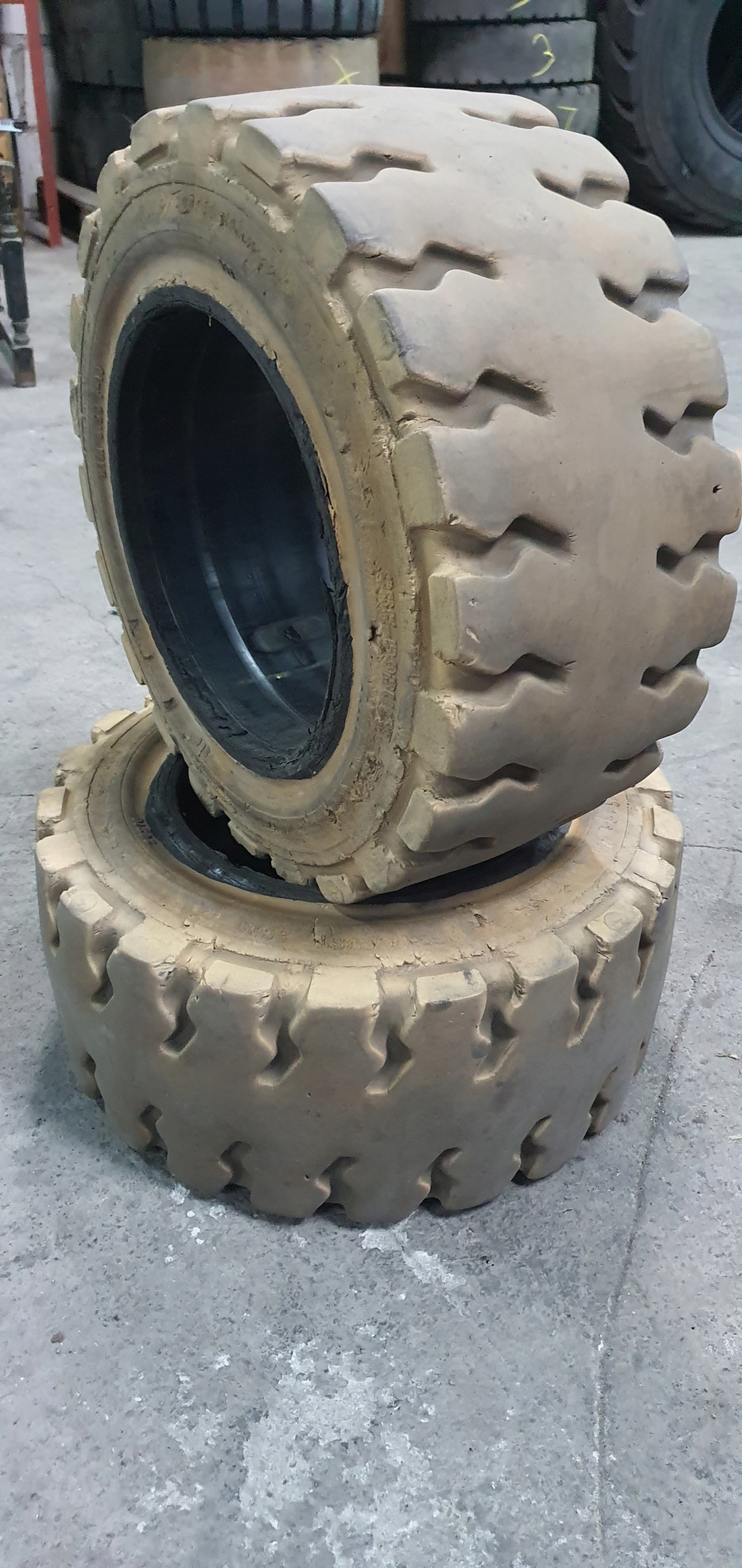 Шины 200/50-10 Continental SC20