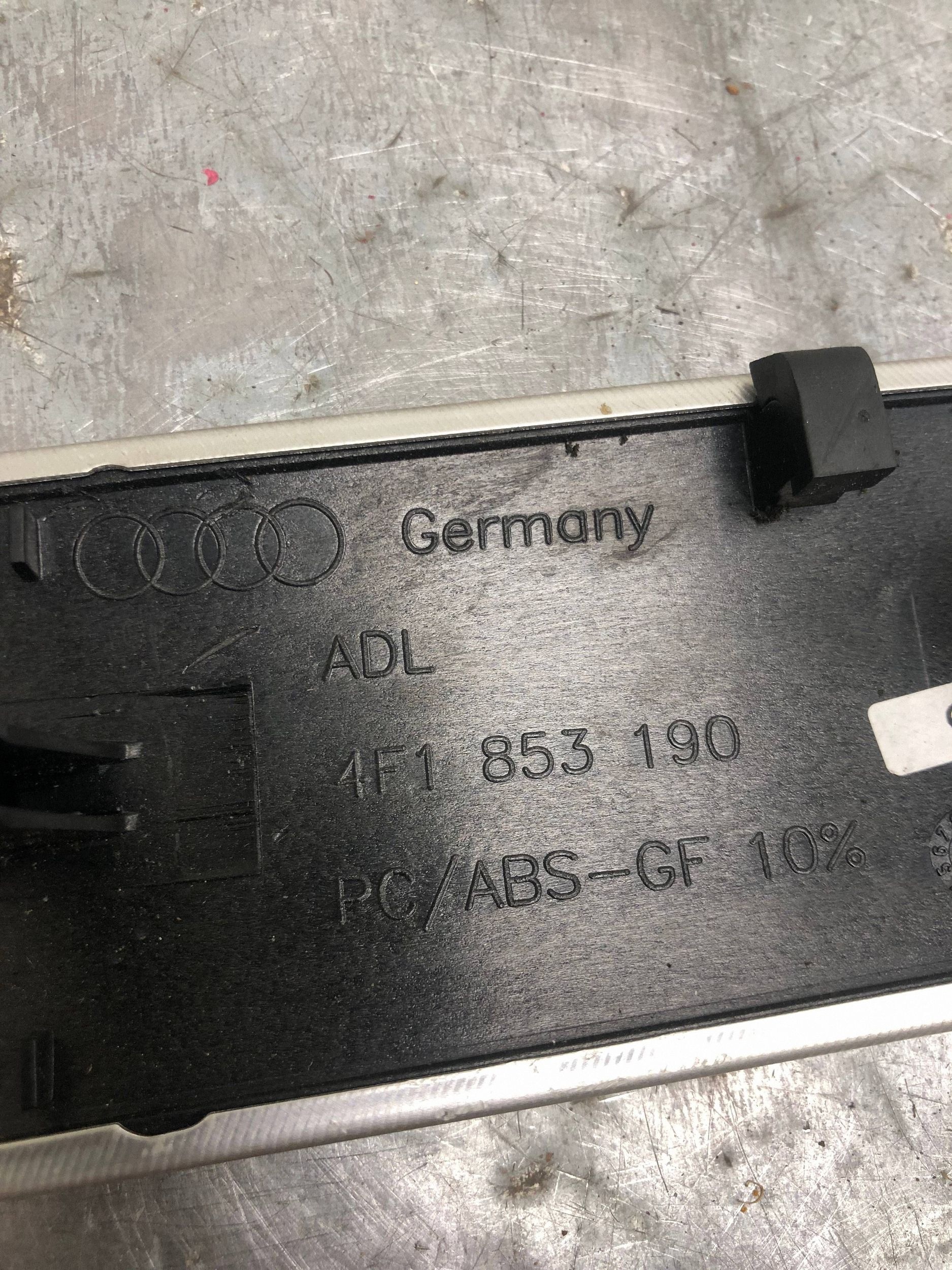 moulding DEKOR consoles QUATTRO AUDI A6 C6 4F1853190