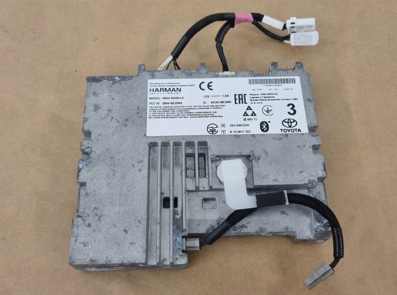 TOYOTA AURIS PRIUS RAV4 14-18 NAVI BOX