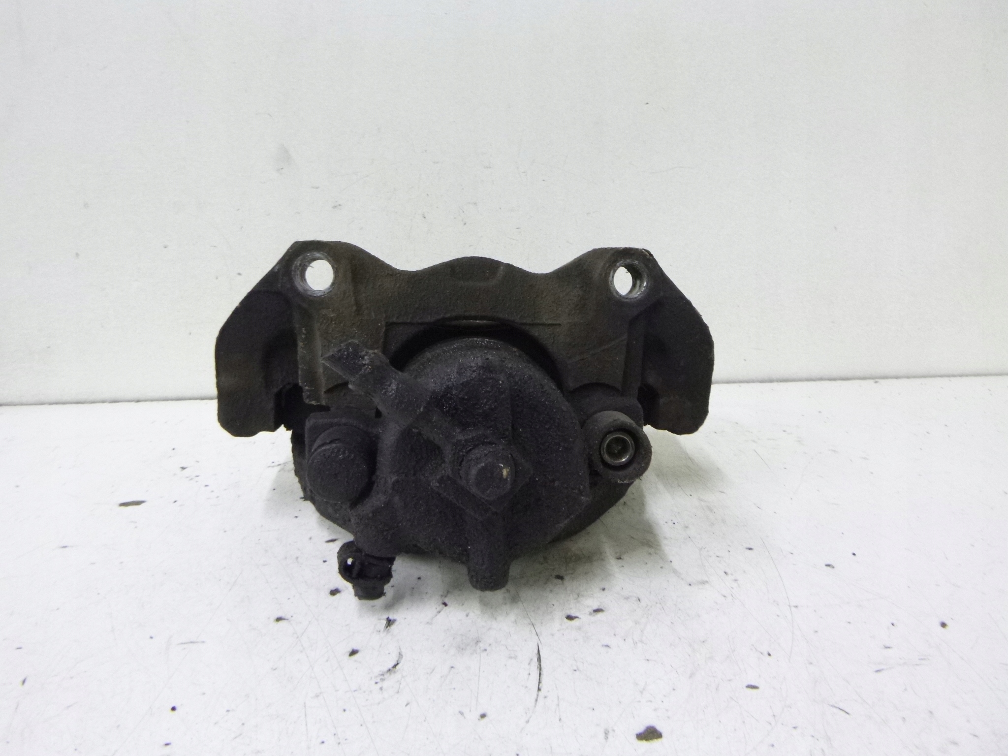 caliper brake front Opel Astra H 1.6 16v 2006r.