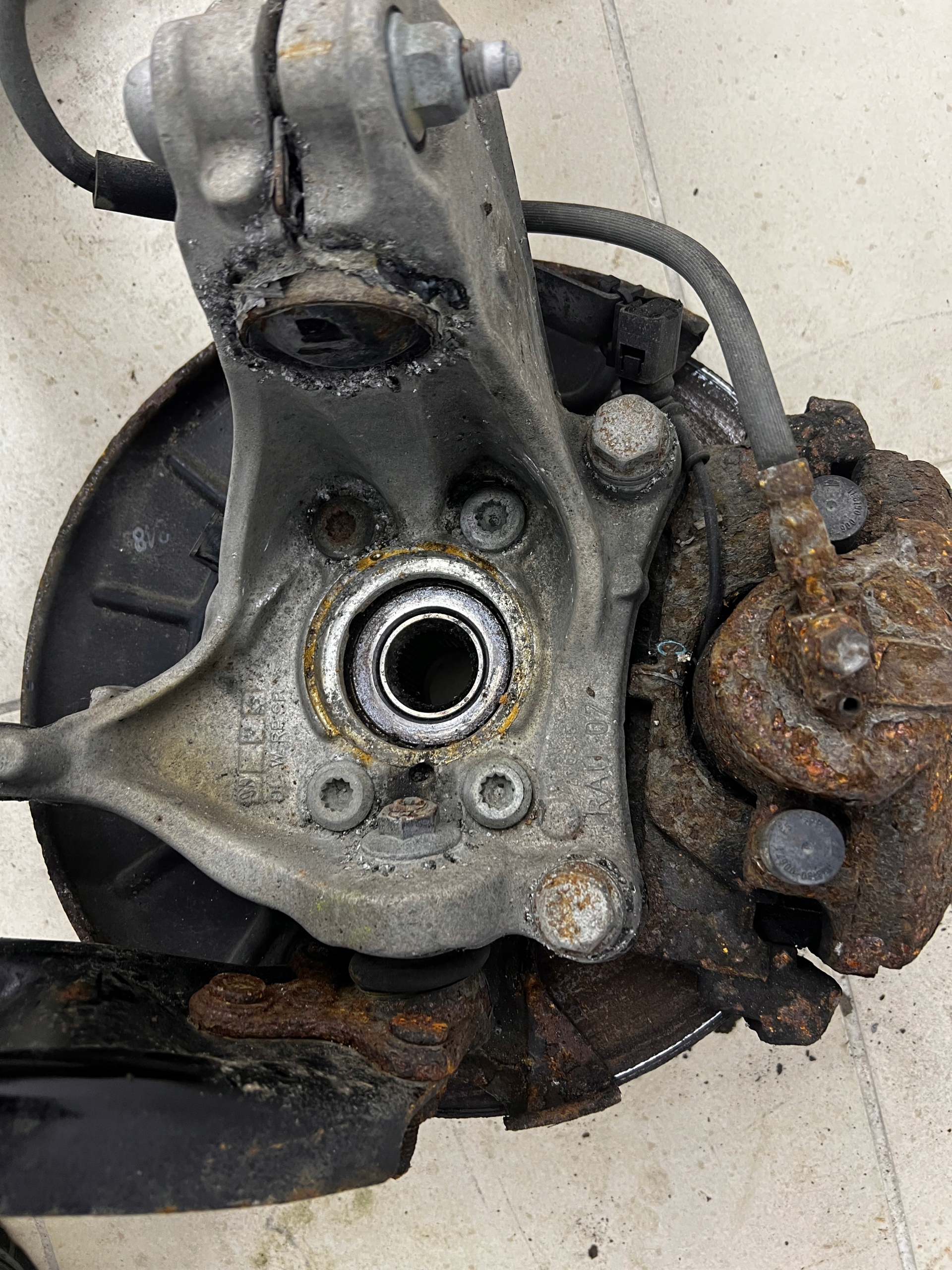 swing complete left front VW PASSAT B7 3AA 1.4 TSI 3C0413031AT
