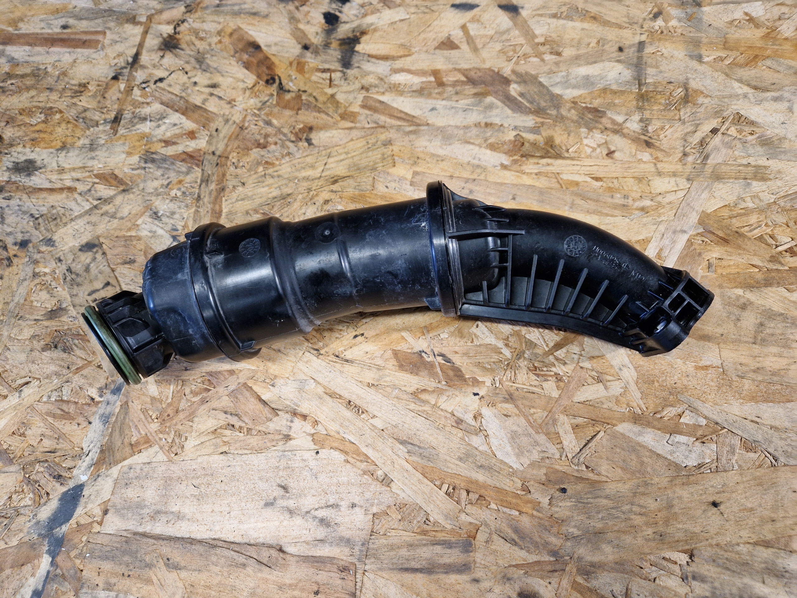 rohr DOLOT Schlauch luft VOLVO XC40 2.0D 31441872