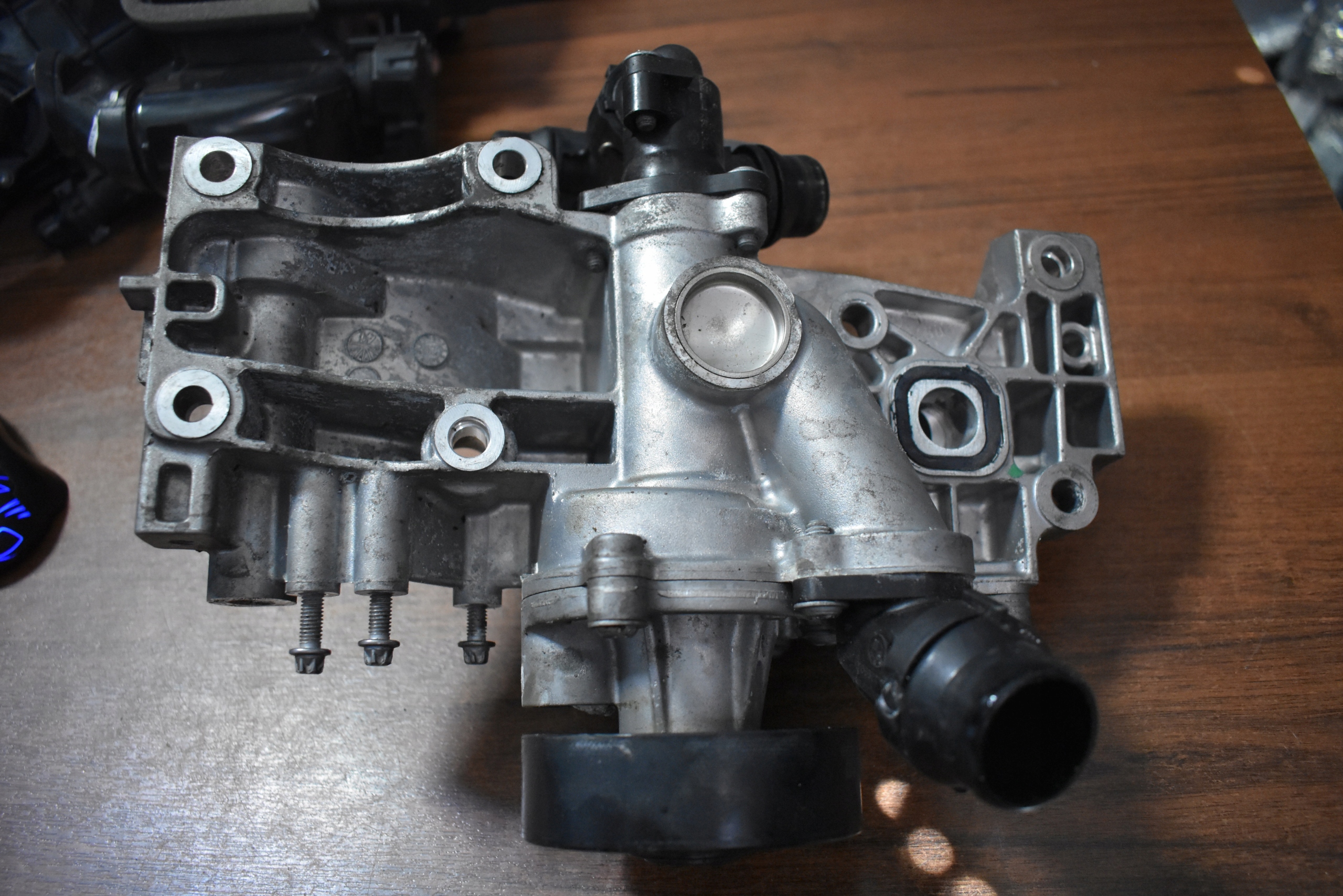 water pump BMW G20 G01 G02 1