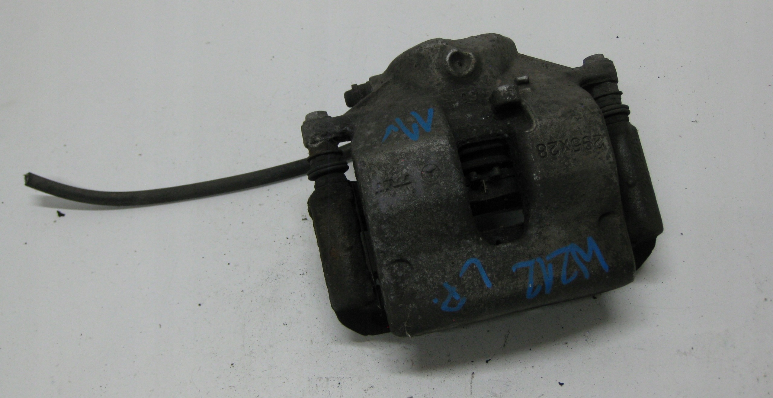 MERCEDES W212 LIFT E KLASA caliper brake left front