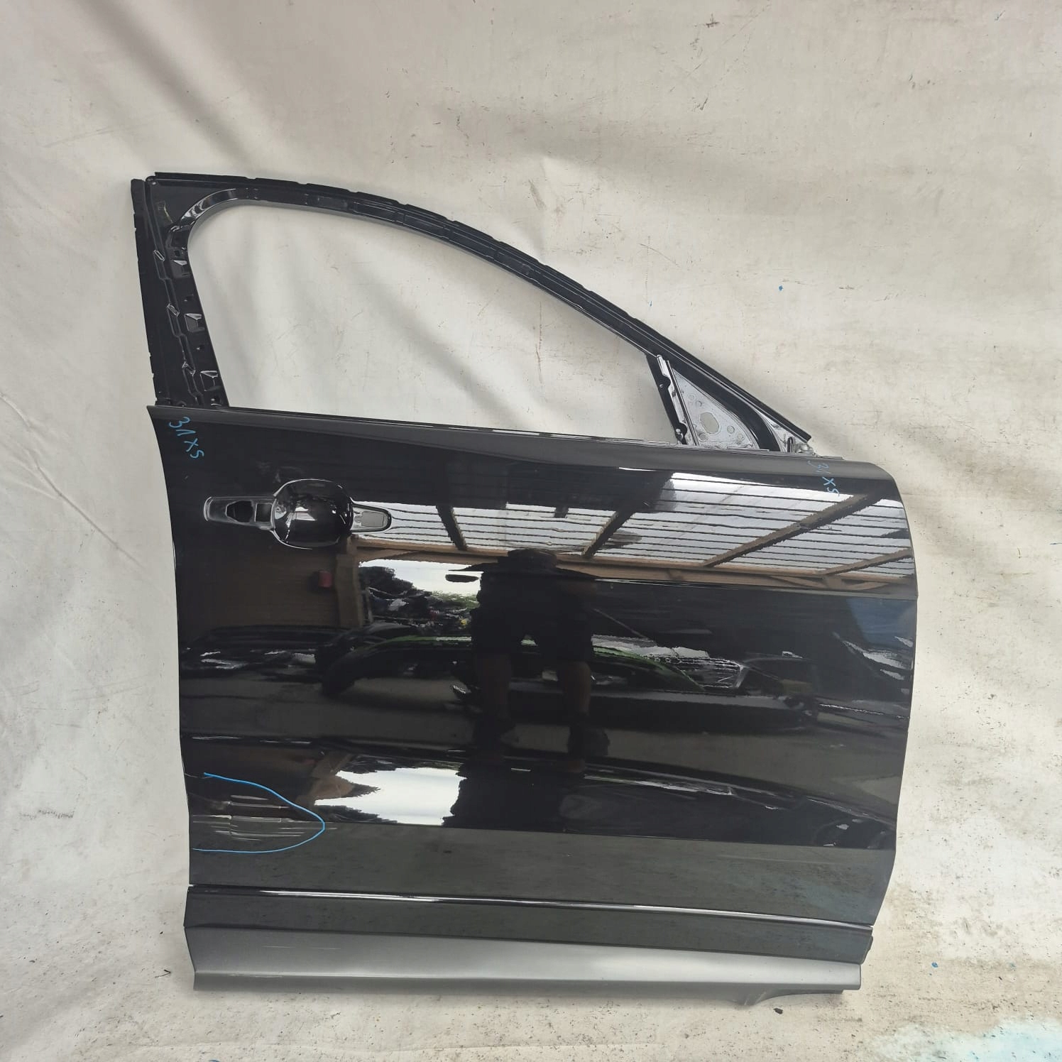 JAGUAR F-PACE 16- door right front front