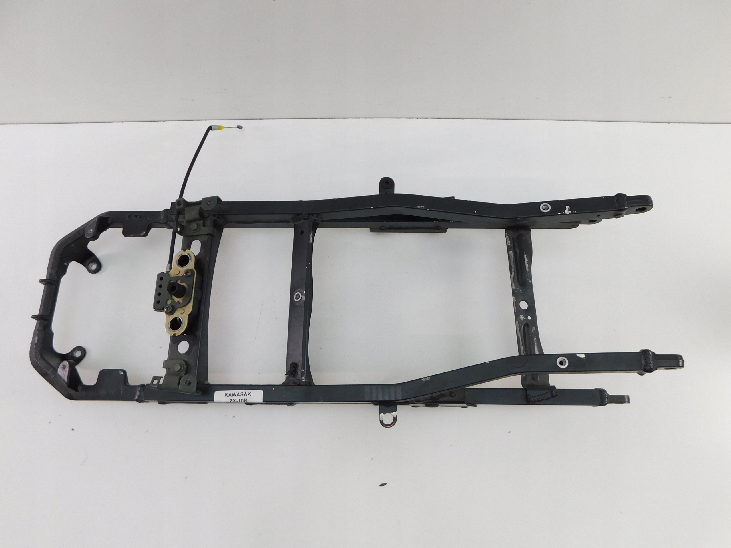 11046-1649 - KAWASAKI ZX-10R 04-06 ХВОСТ СТОЙКИ