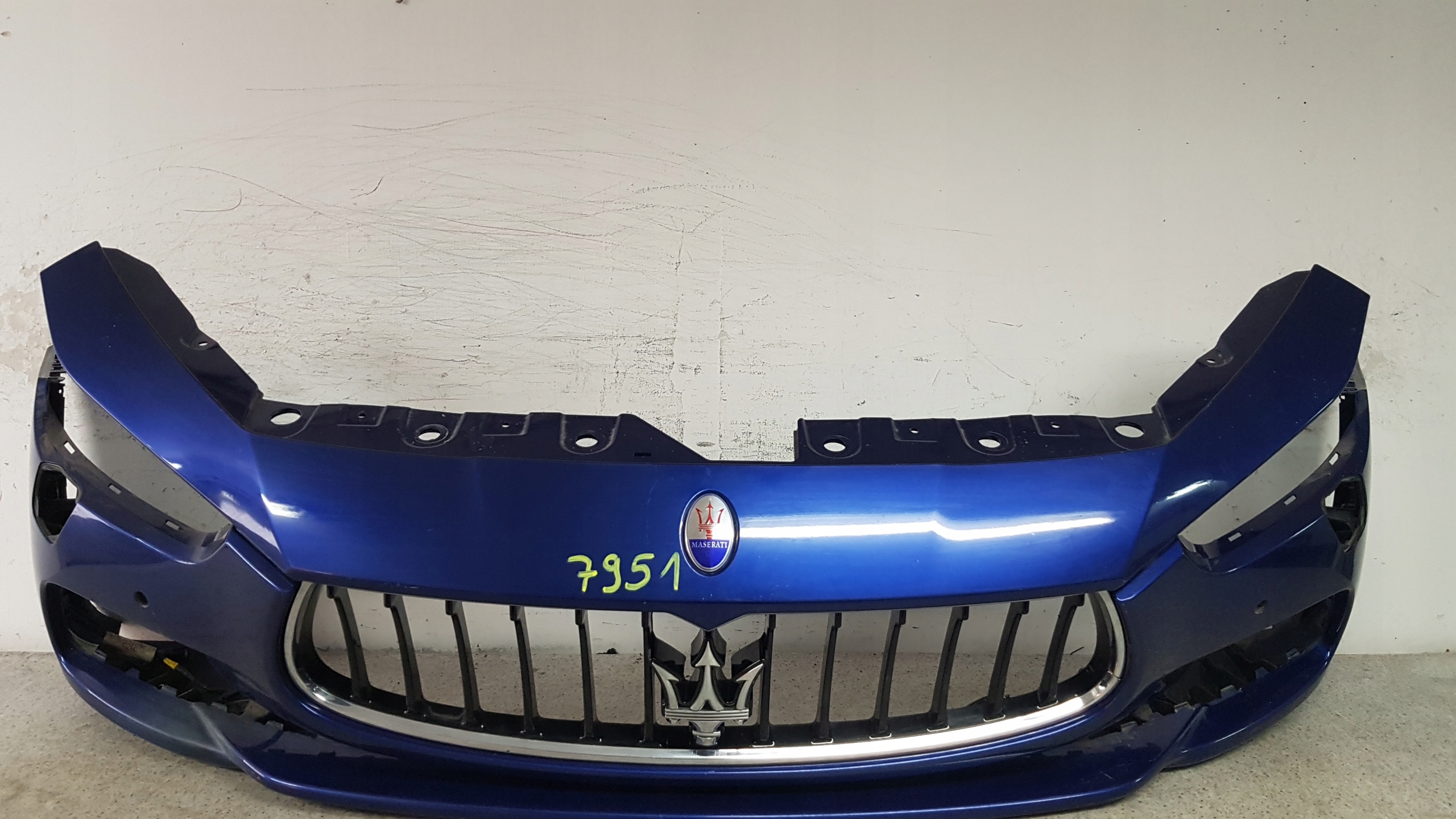 MASERATI GHIBLI bumper front 7951