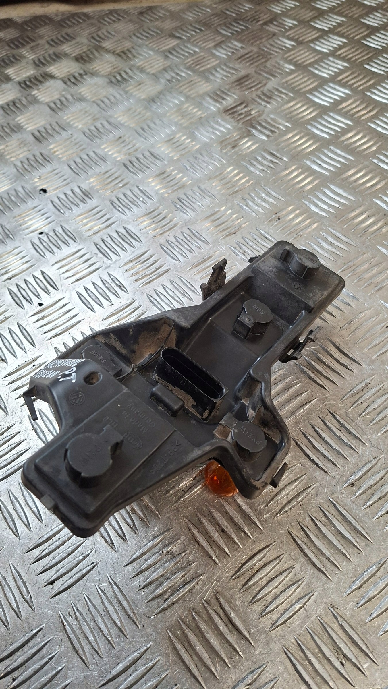 light housing right rear part VW TOURAN and